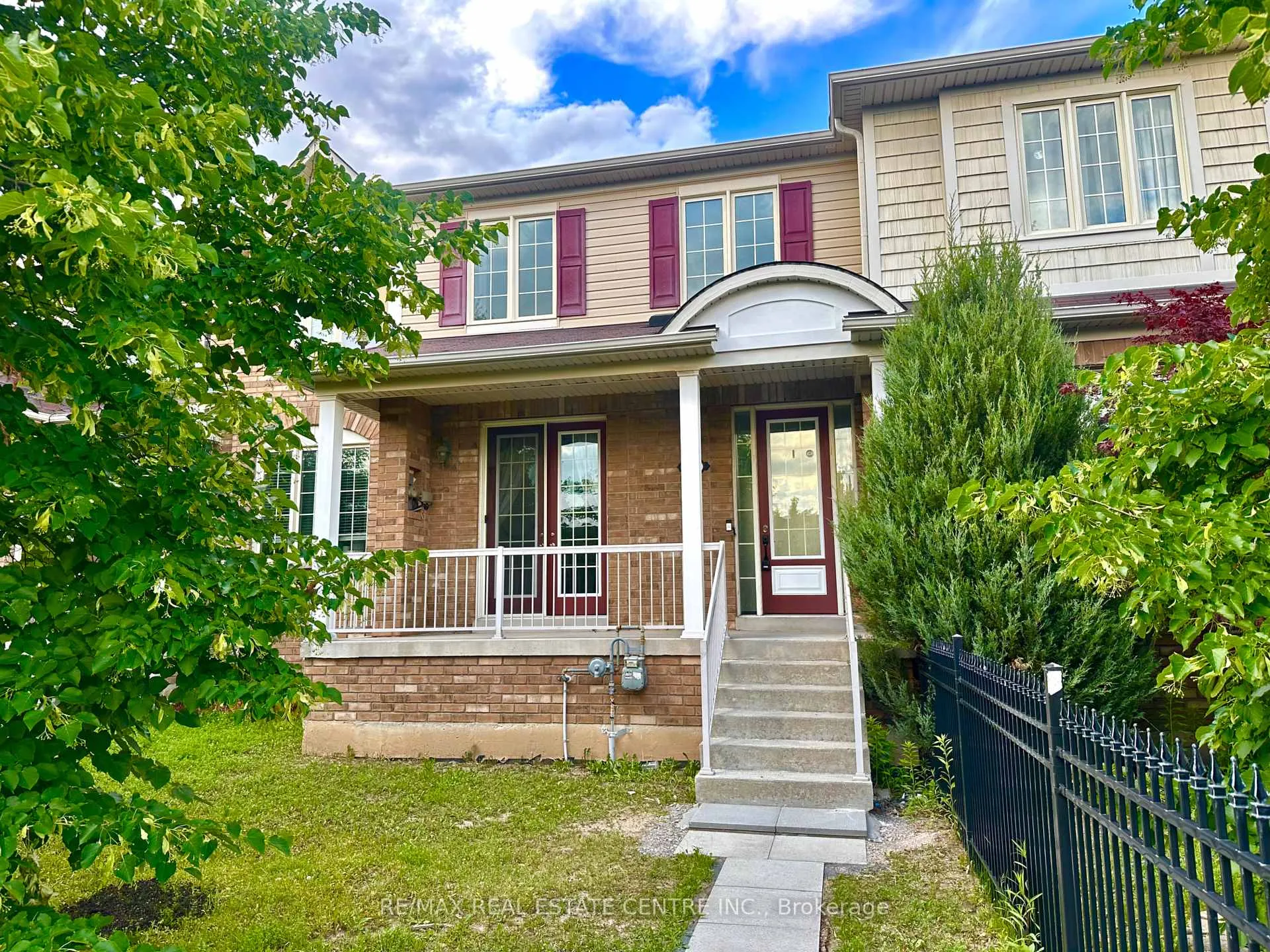Photo 1 of 2491 Postmaster Drive, Oakville, Westmount — HOMEH