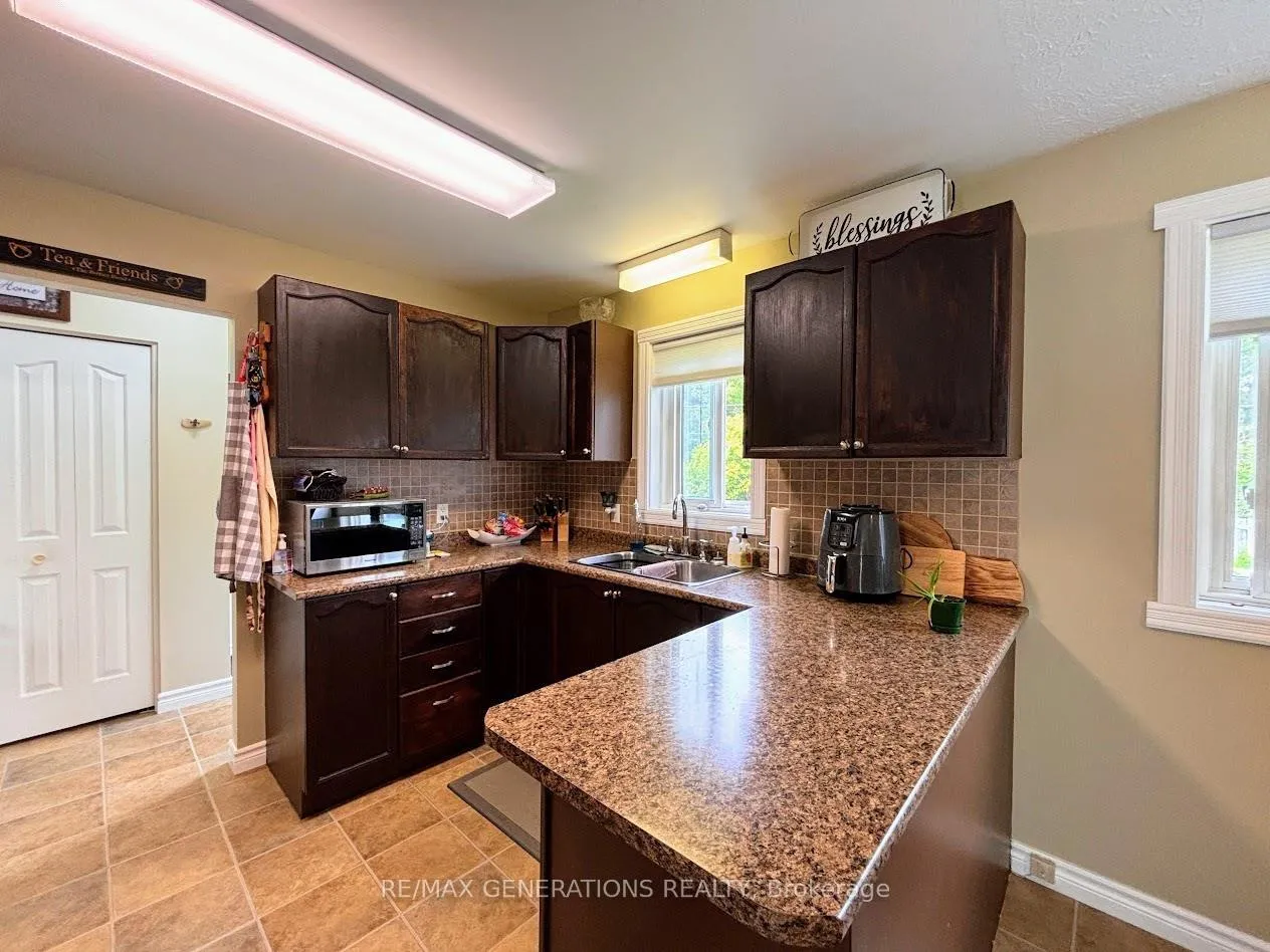 Photo 9 of 16 Matachewan Road, Manitouwadge, TB-73 — HOMEH
