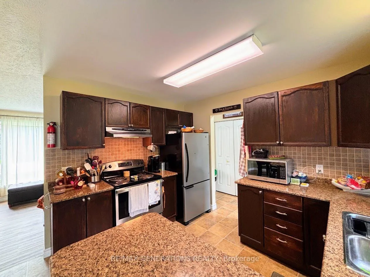 Photo 10 of 16 Matachewan Road, Manitouwadge, TB-73 — HOMEH