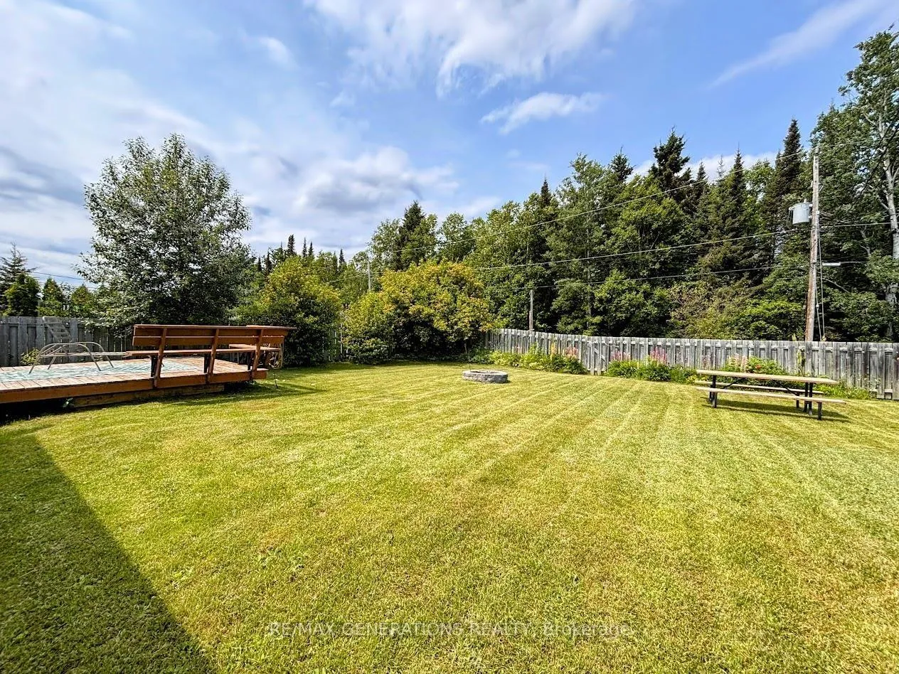 Photo 32 of 16 Matachewan Road, Manitouwadge, TB-73 — HOMEH