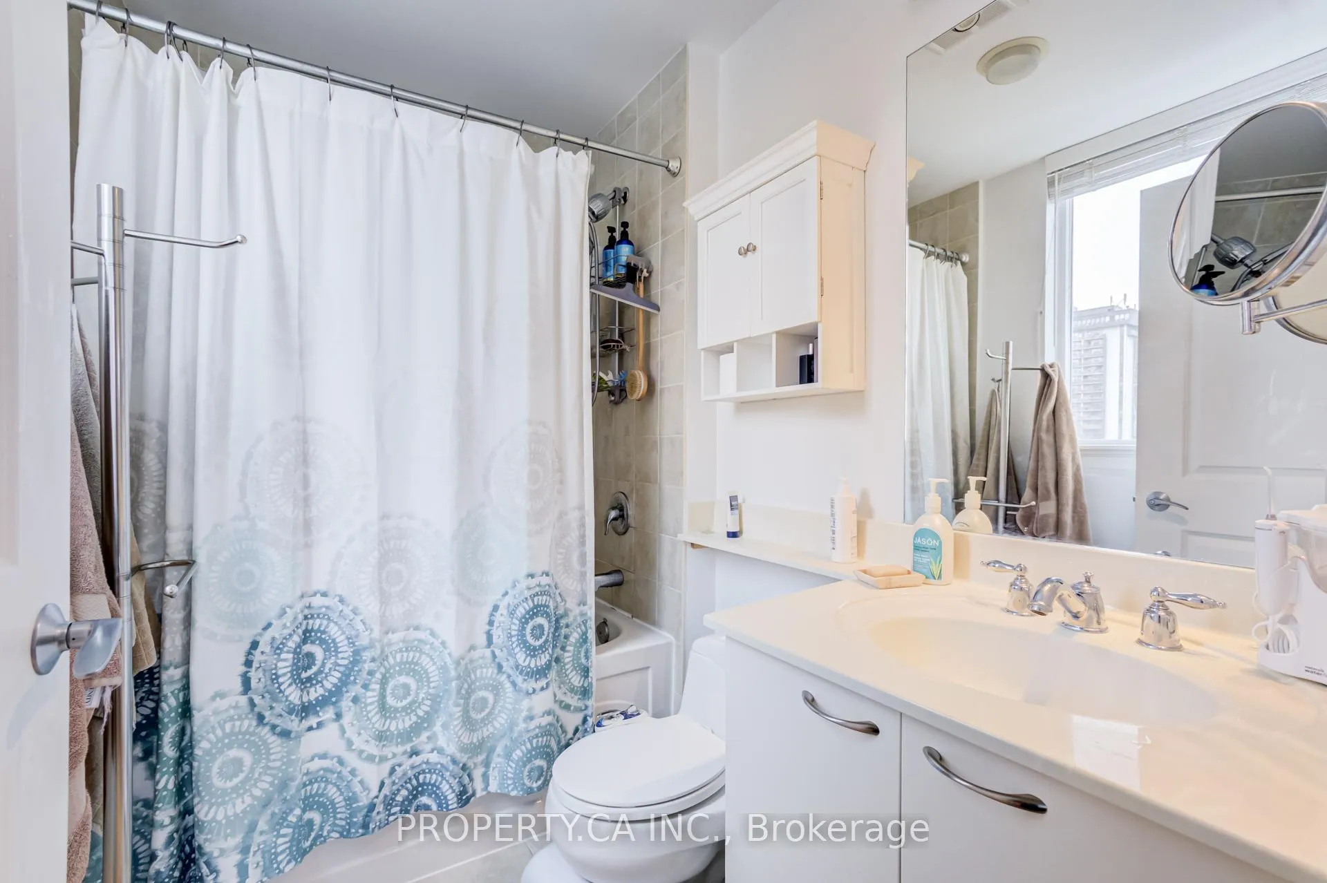 Photo 11 of Unit 1407, 88 Broadway Avenue, Toronto, Mount Pleasant East — HOMEH