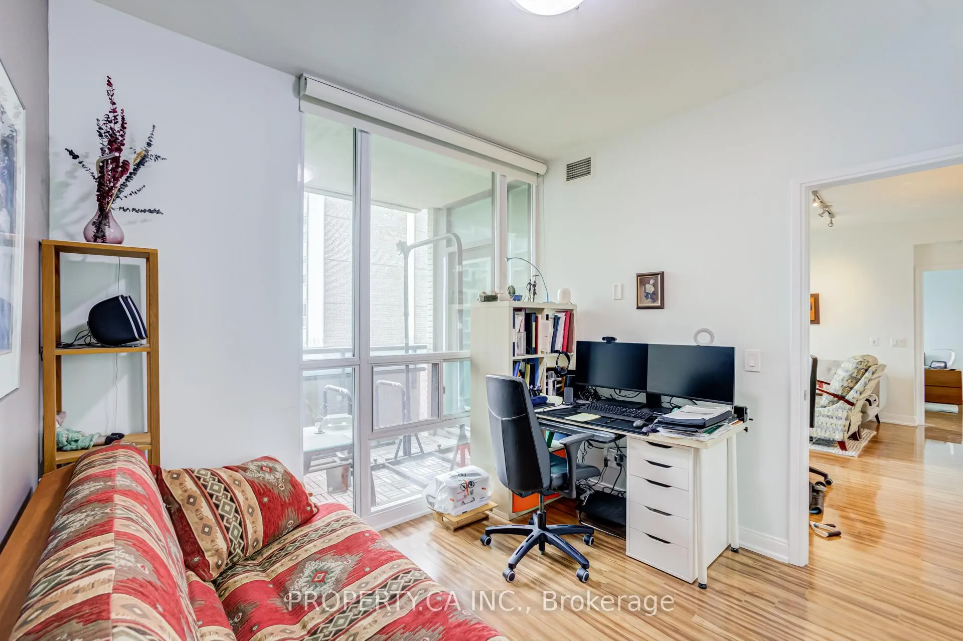 Photo 15 of Unit 1407, 88 Broadway Avenue, Toronto, Mount Pleasant East — HOMEH