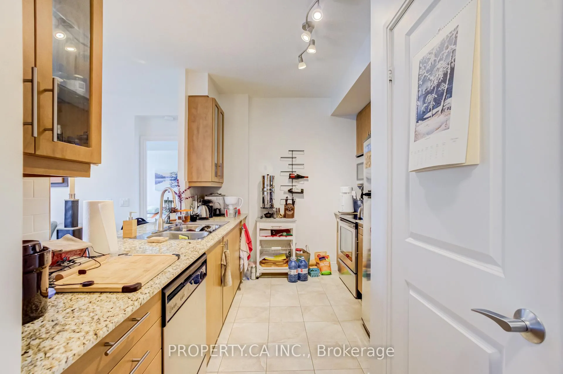 Photo 19 of Unit 1407, 88 Broadway Avenue, Toronto, Mount Pleasant East — HOMEH