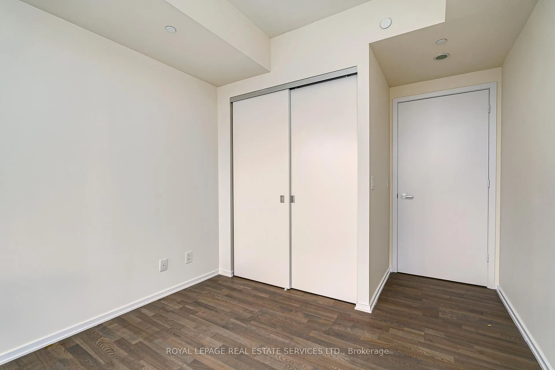 Photo 17 of Unit 3701, 1 Bloor Street E, Toronto, Church-Yonge Corridor — HOMEH
