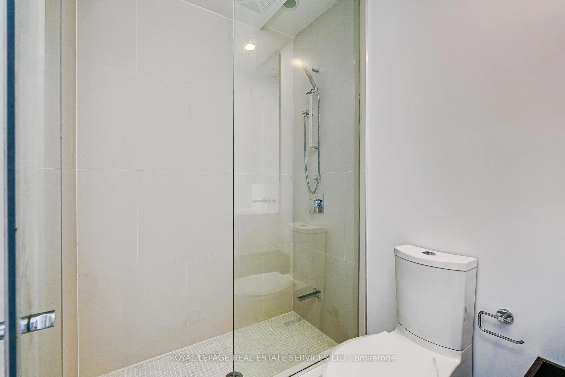 Photo 20 of Unit 3701, 1 Bloor Street E, Toronto, Church-Yonge Corridor — HOMEH