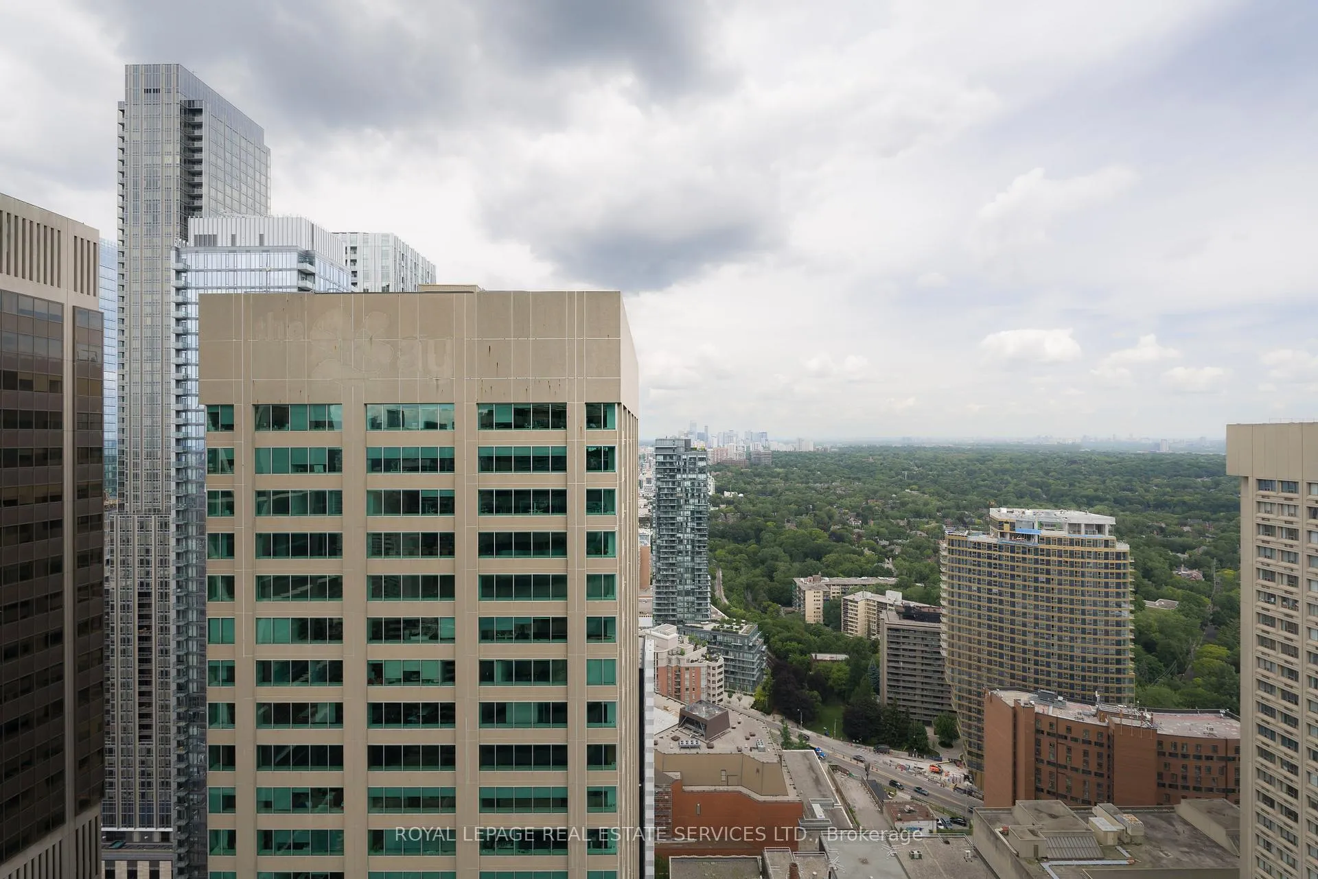 Photo 25 of Unit 3701, 1 Bloor Street E, Toronto, Church-Yonge Corridor — HOMEH