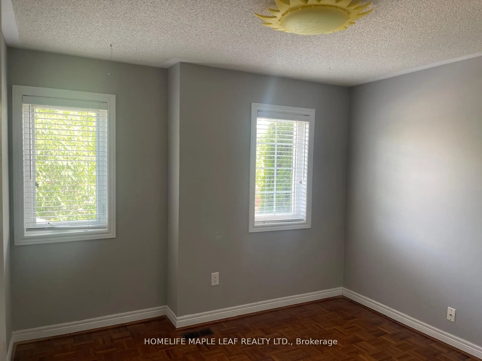 Photo 10 of 51 Redfinch Crescent, Vaughan, Vellore Village — HOMEH