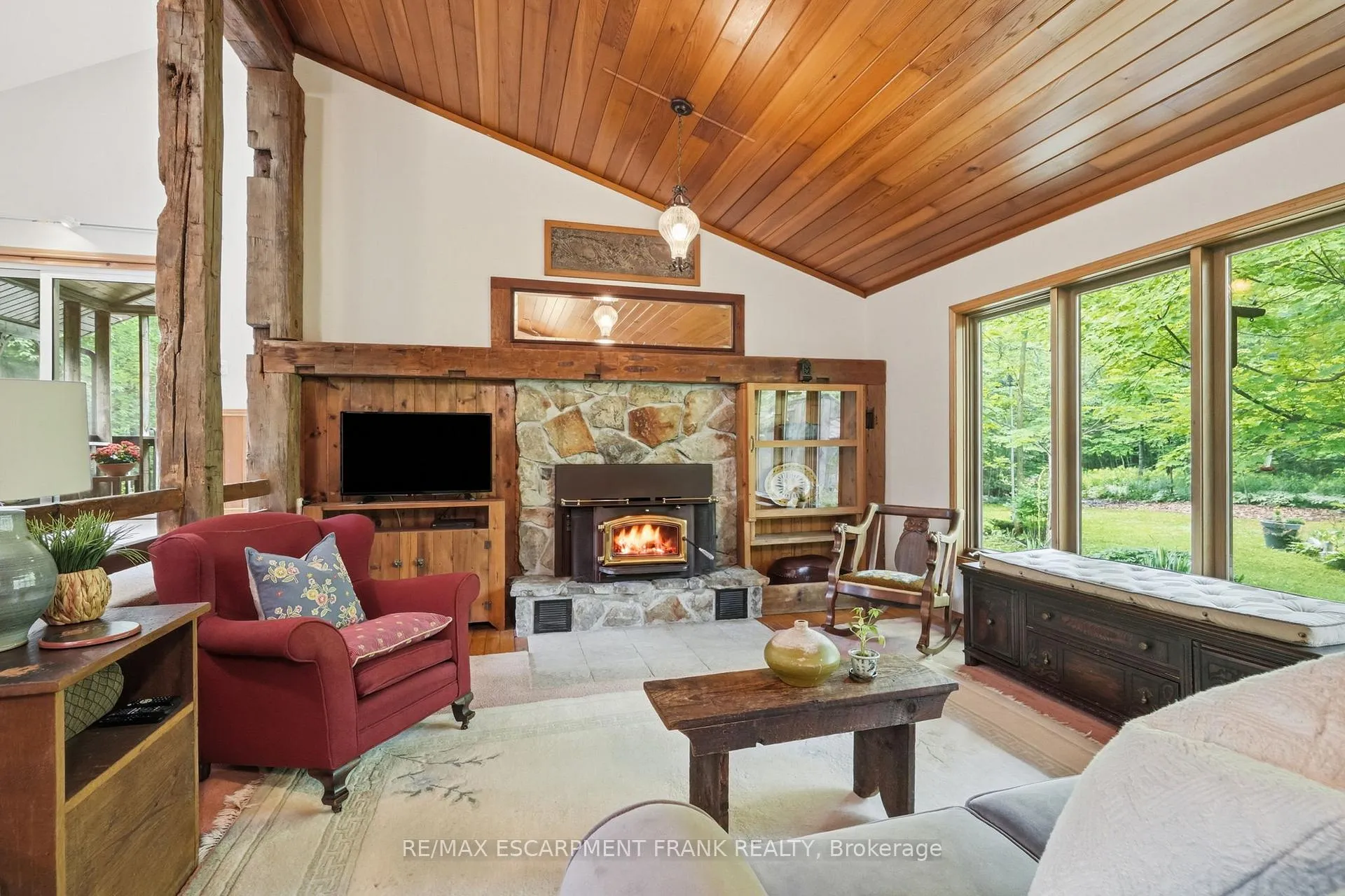 Photo 6 of 9964 Concession 1 Road, West Lincoln, West Lincoln — HOMEH