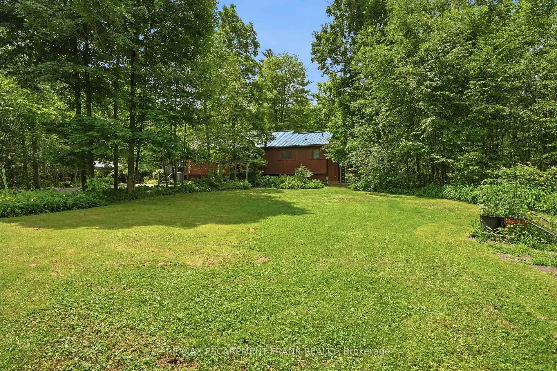 Photo 49 of 9964 Concession 1 Road, West Lincoln, West Lincoln — HOMEH