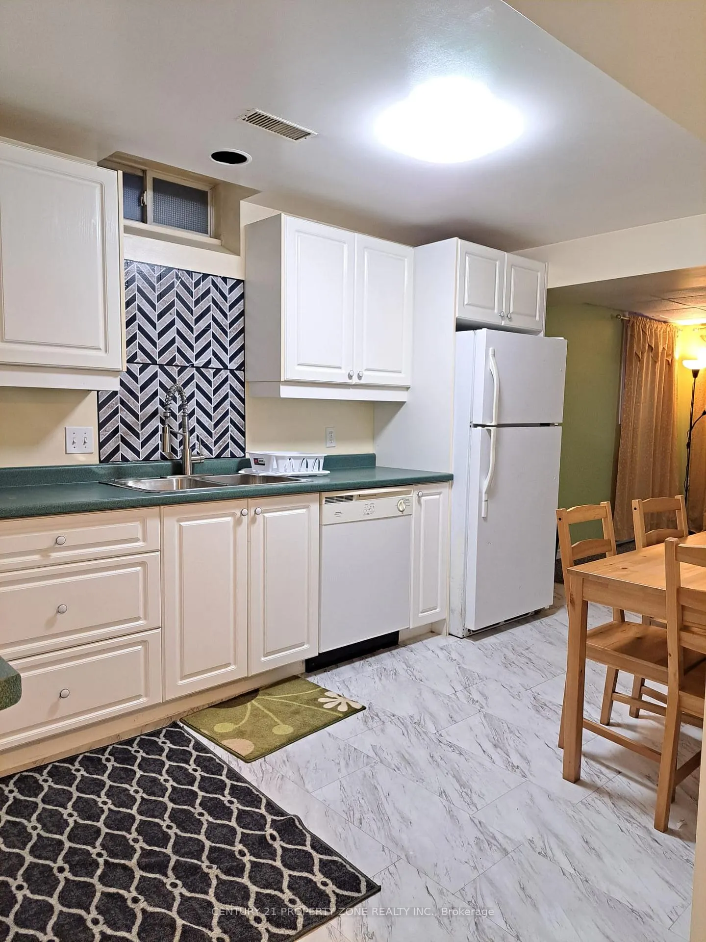 Photo 2 of Unit BSMT, 22 Townley Crescent, Brampton, Heart Lake West — HOMEH