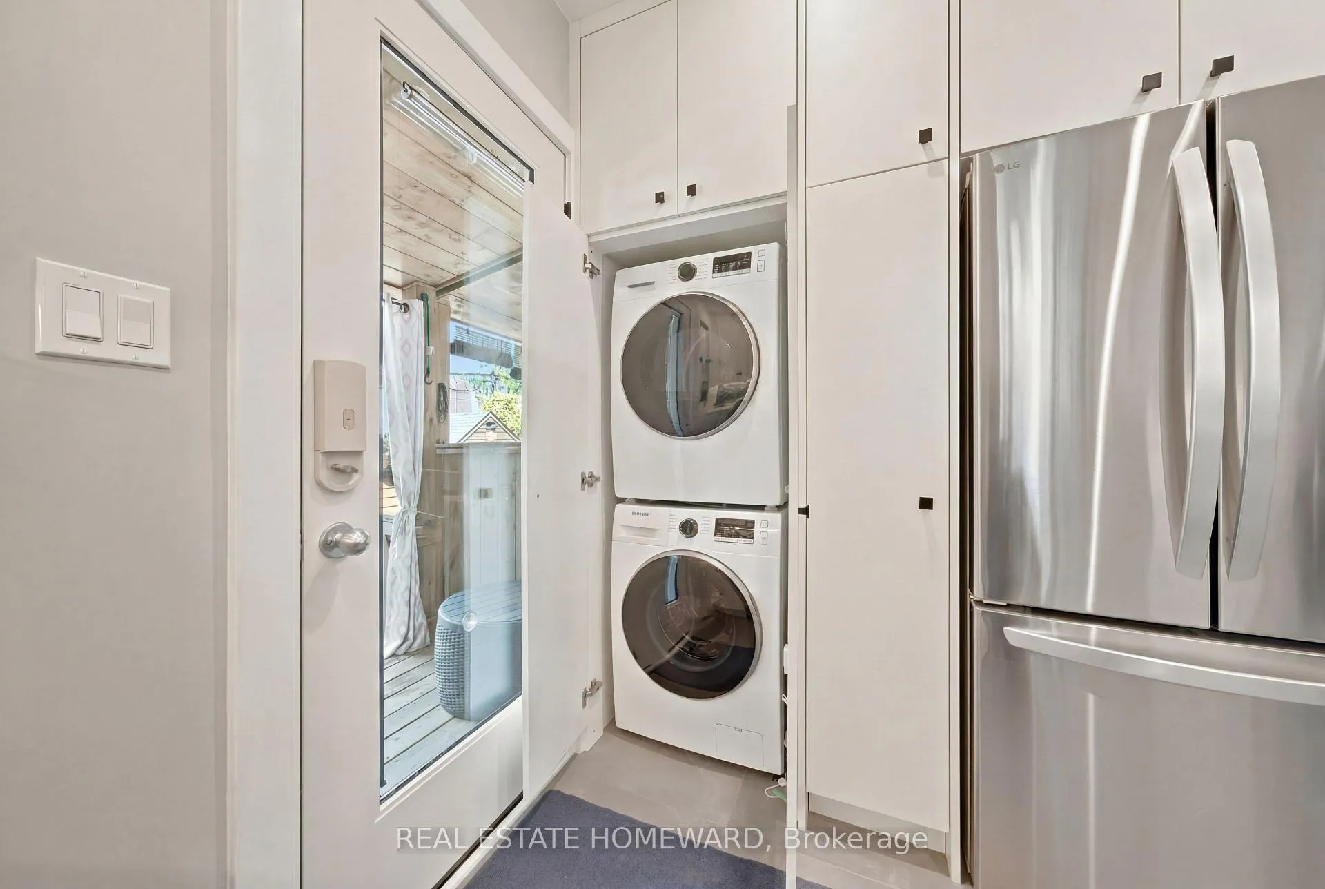 Photo 11 of 98 Drayton Avenue, Toronto, Woodbine Corridor — HOMEH
