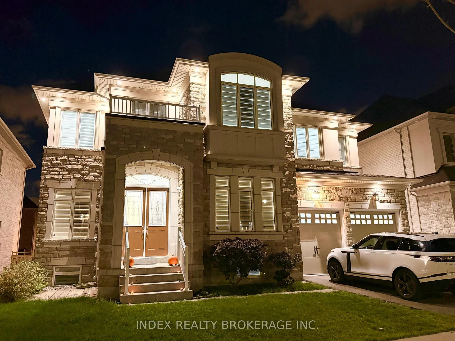 Photo 2 of 25 Carl Finlay Drive, Brampton, Toronto Gore Rural Estate — HOMEH