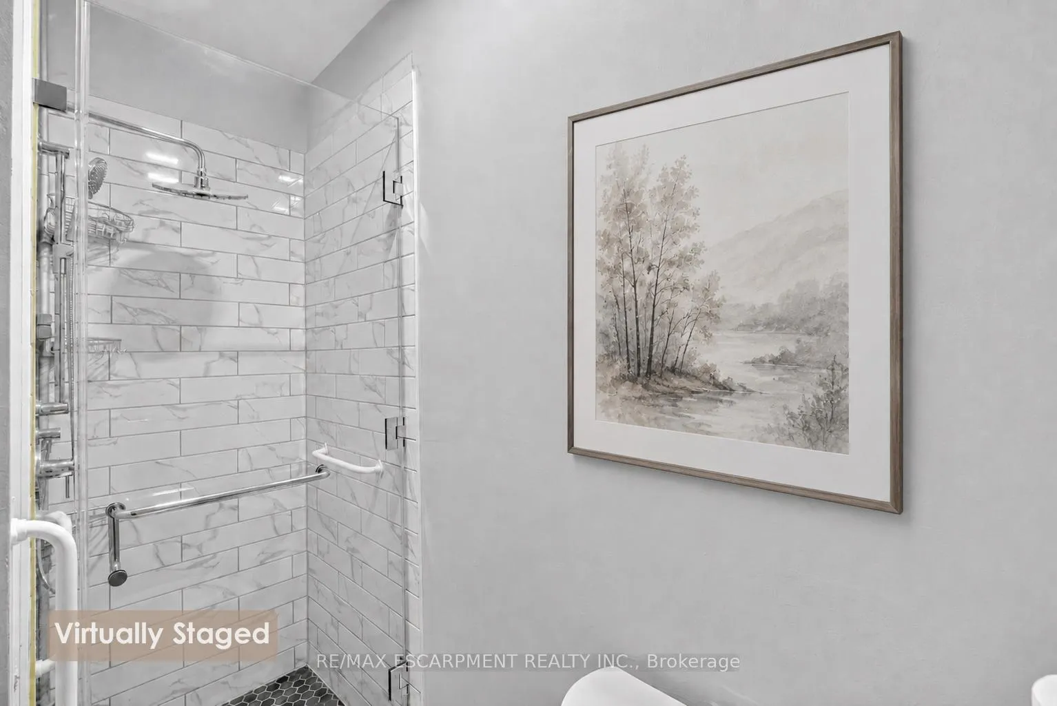 Photo 14 of 4956 Sann Road N, Lincoln, Lincoln Lake — HOMEH