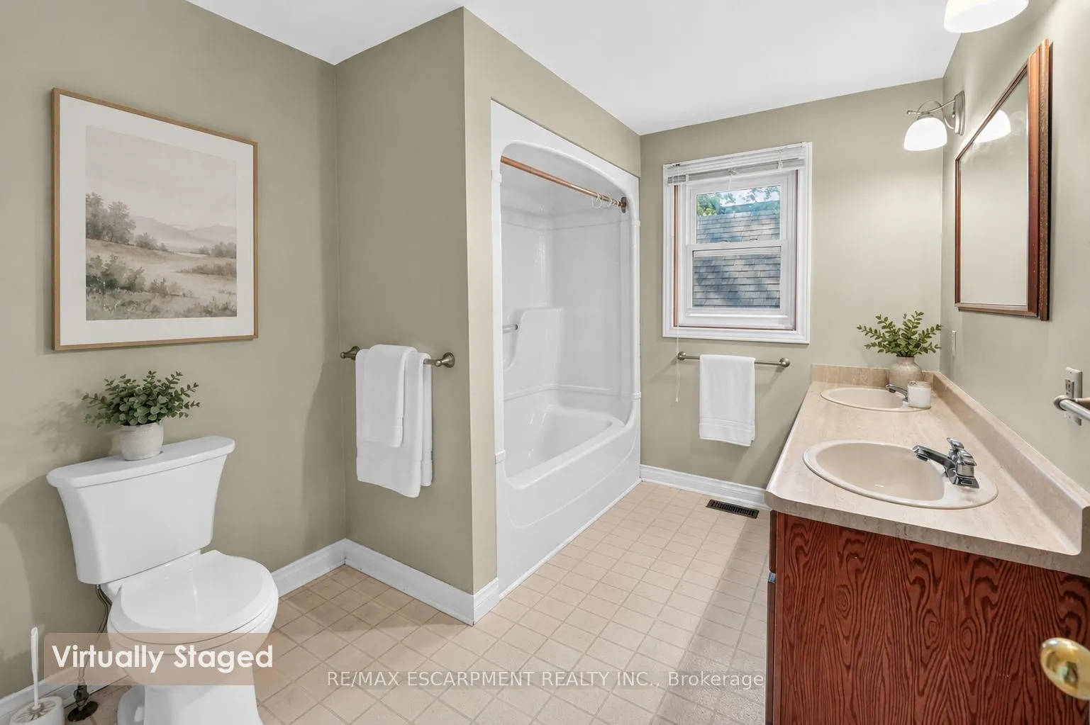 Photo 23 of 4956 Sann Road N, Lincoln, Lincoln Lake — HOMEH