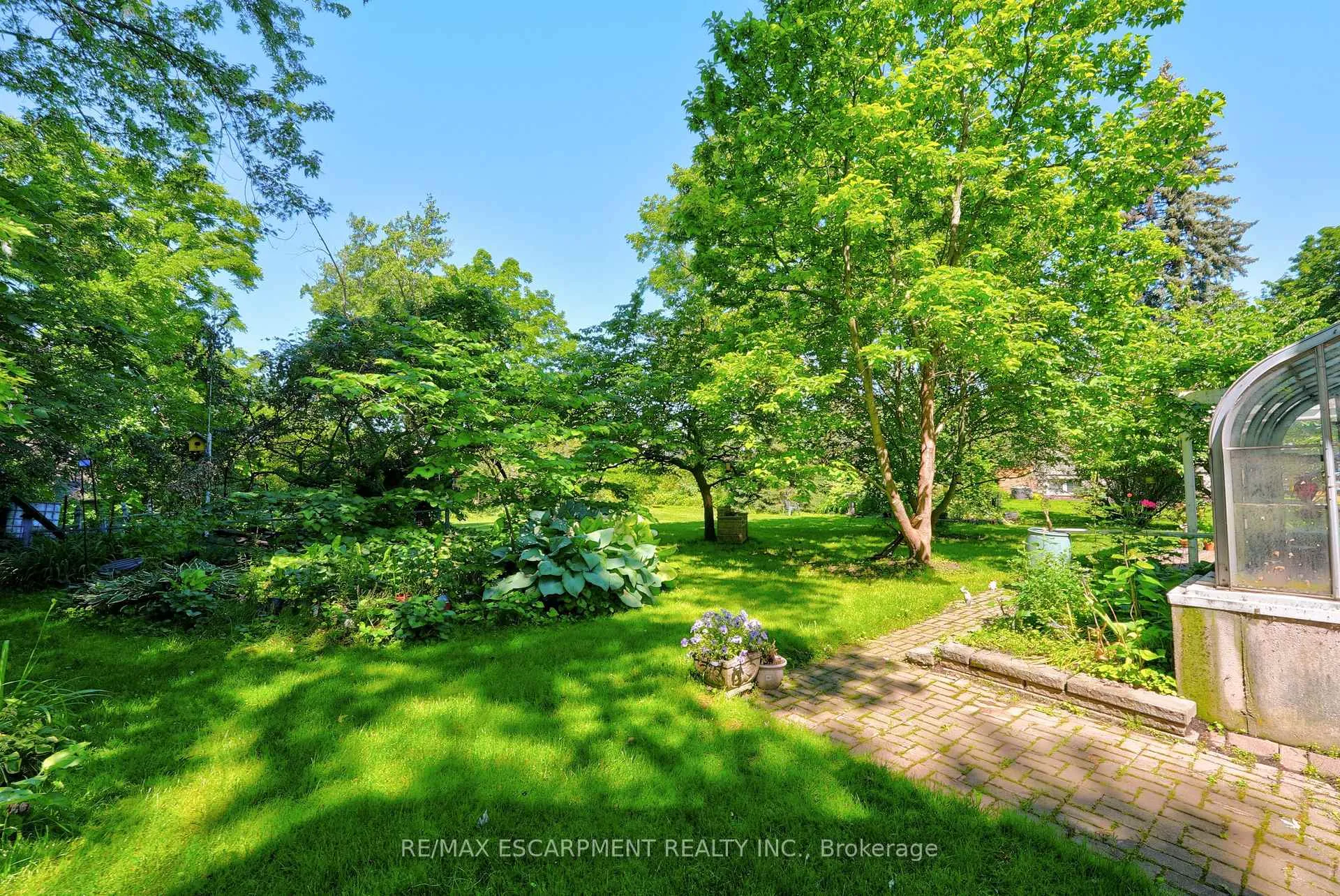 Photo 26 of 4956 Sann Road N, Lincoln, Lincoln Lake — HOMEH