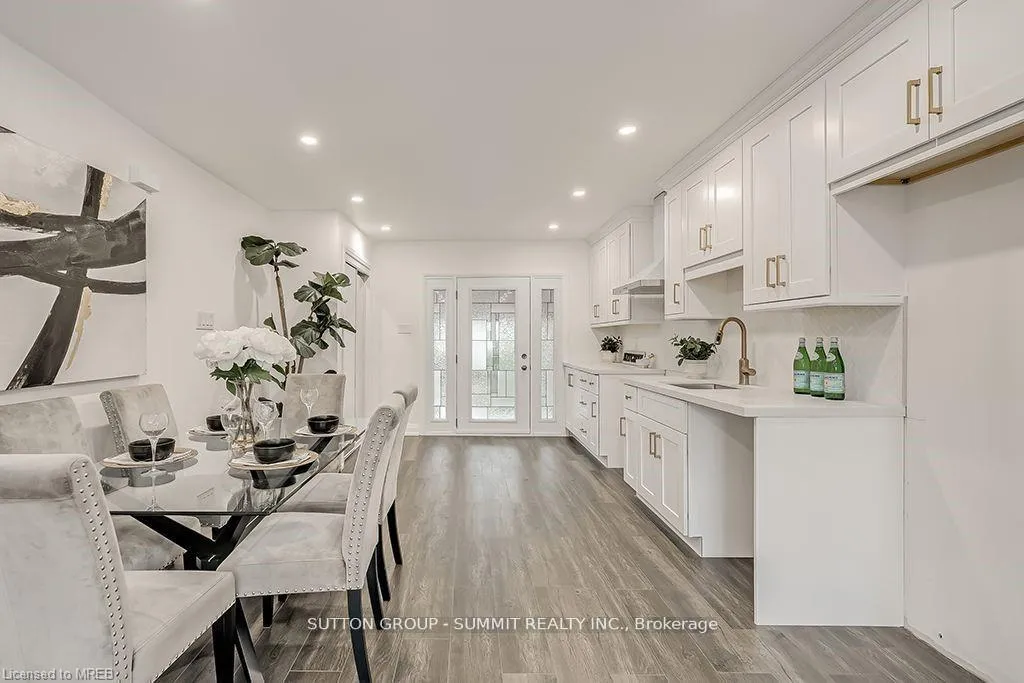 Photo 11 of Unit Upper, 16 Upper Canada Drive, Kitchener, Pioneer Park — HOMEH