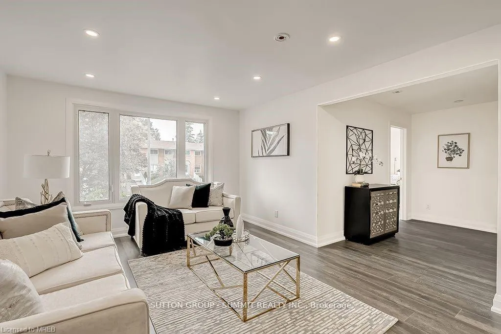 Photo 14 of Unit Upper, 16 Upper Canada Drive, Kitchener, Pioneer Park — HOMEH