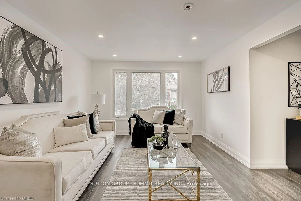 Photo 15 of Unit Upper, 16 Upper Canada Drive, Kitchener, Pioneer Park — HOMEH