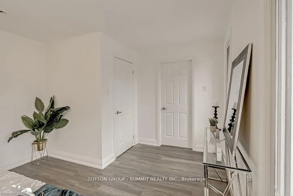 Photo 25 of Unit Upper, 16 Upper Canada Drive, Kitchener, Pioneer Park — HOMEH