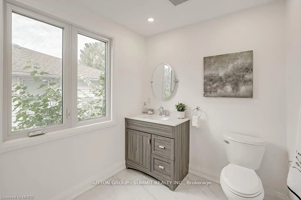 Photo 29 of Unit Upper, 16 Upper Canada Drive, Kitchener, Pioneer Park — HOMEH