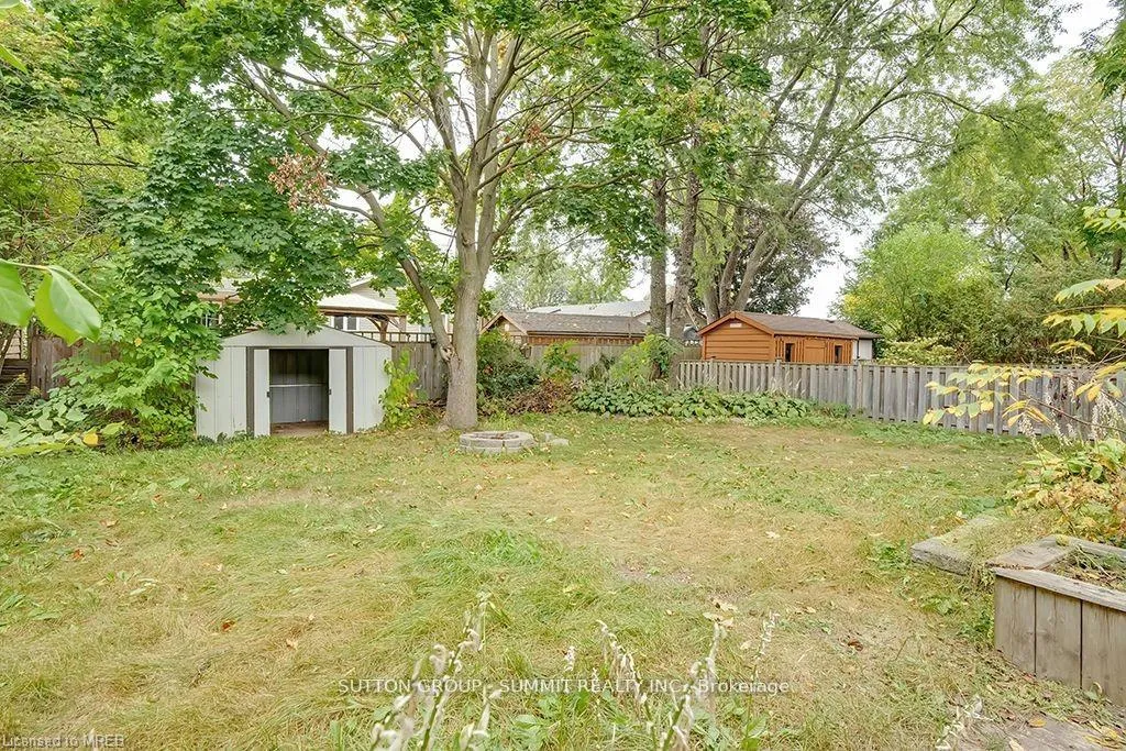 Photo 39 of Unit Upper, 16 Upper Canada Drive, Kitchener, Pioneer Park — HOMEH