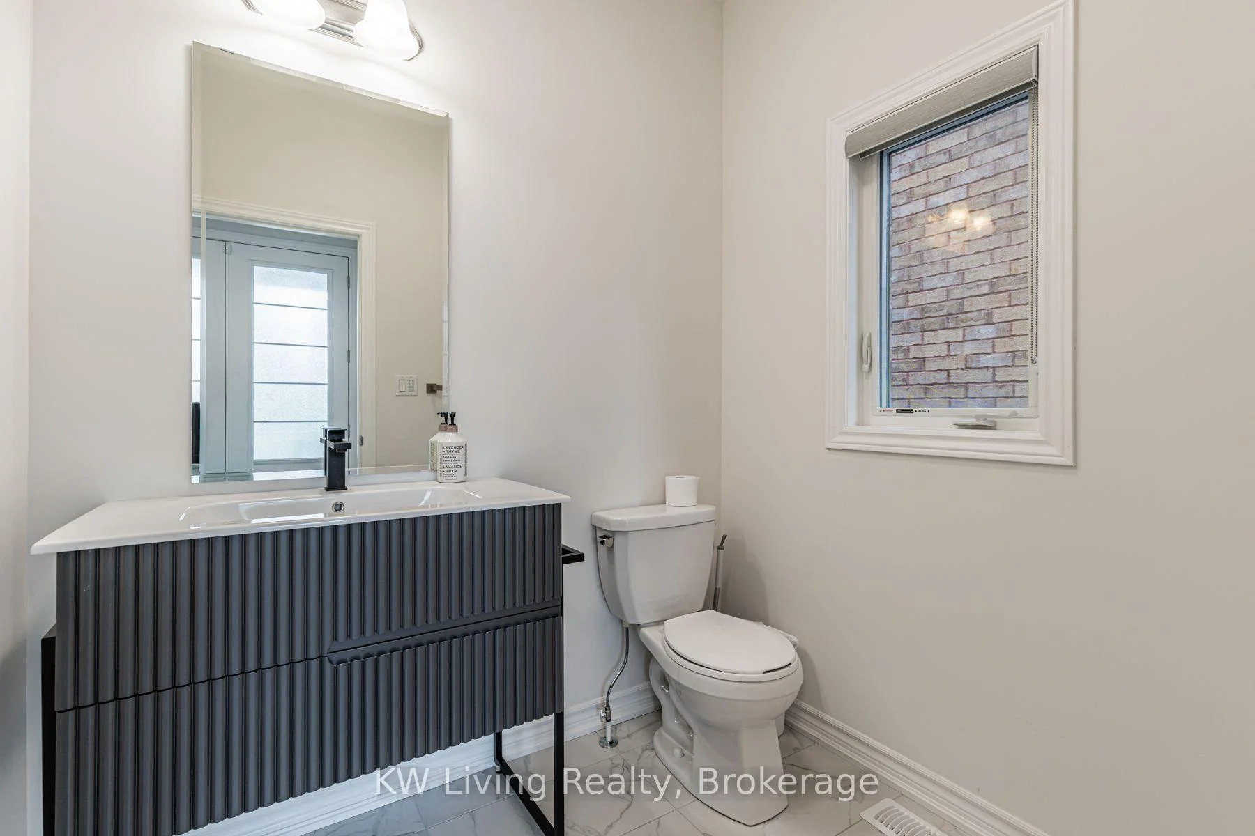 Photo 56 of 33 Valleo Street, Georgina, Keswick North — HOMEH