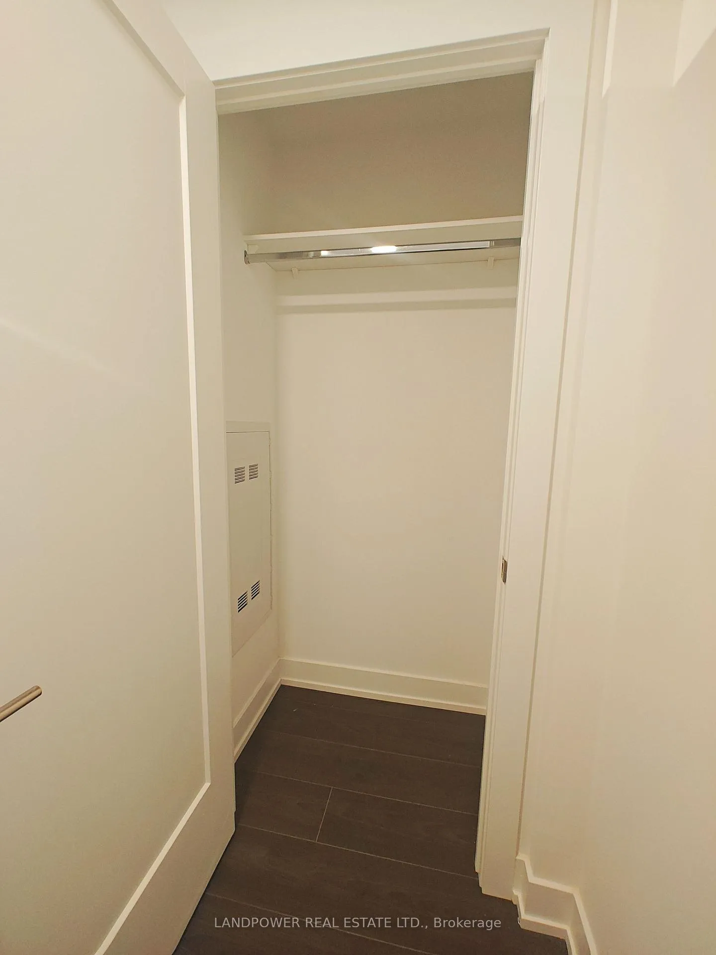 Photo 4 of Unit 1117, 9 Clegg Road, Markham, Unionville — HOMEH
