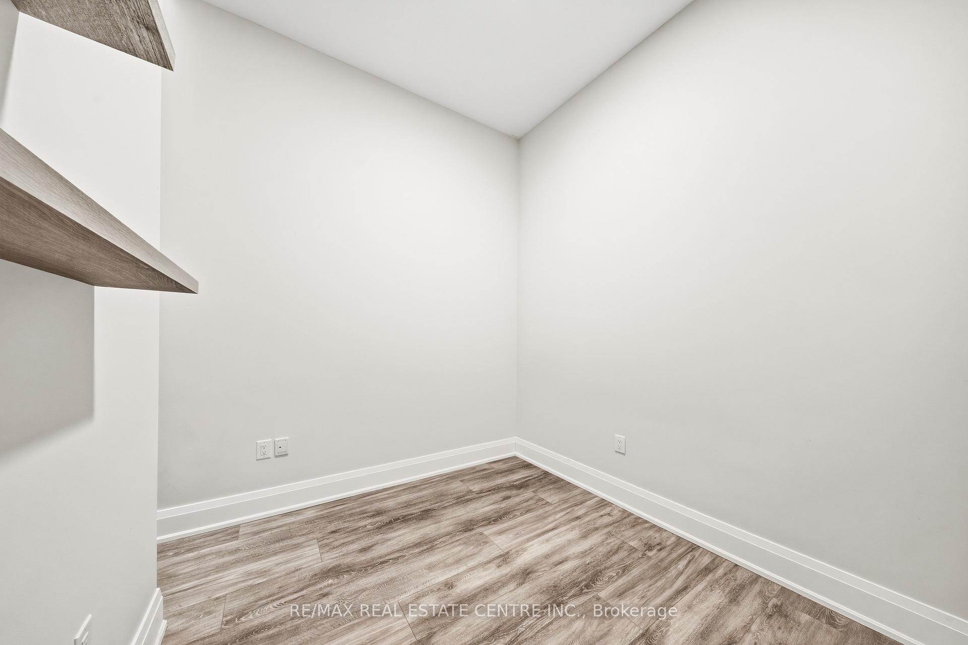 Photo 18 of Unit 206, 11 Queen Street, Brantford, Downtown Core — HOMEH
