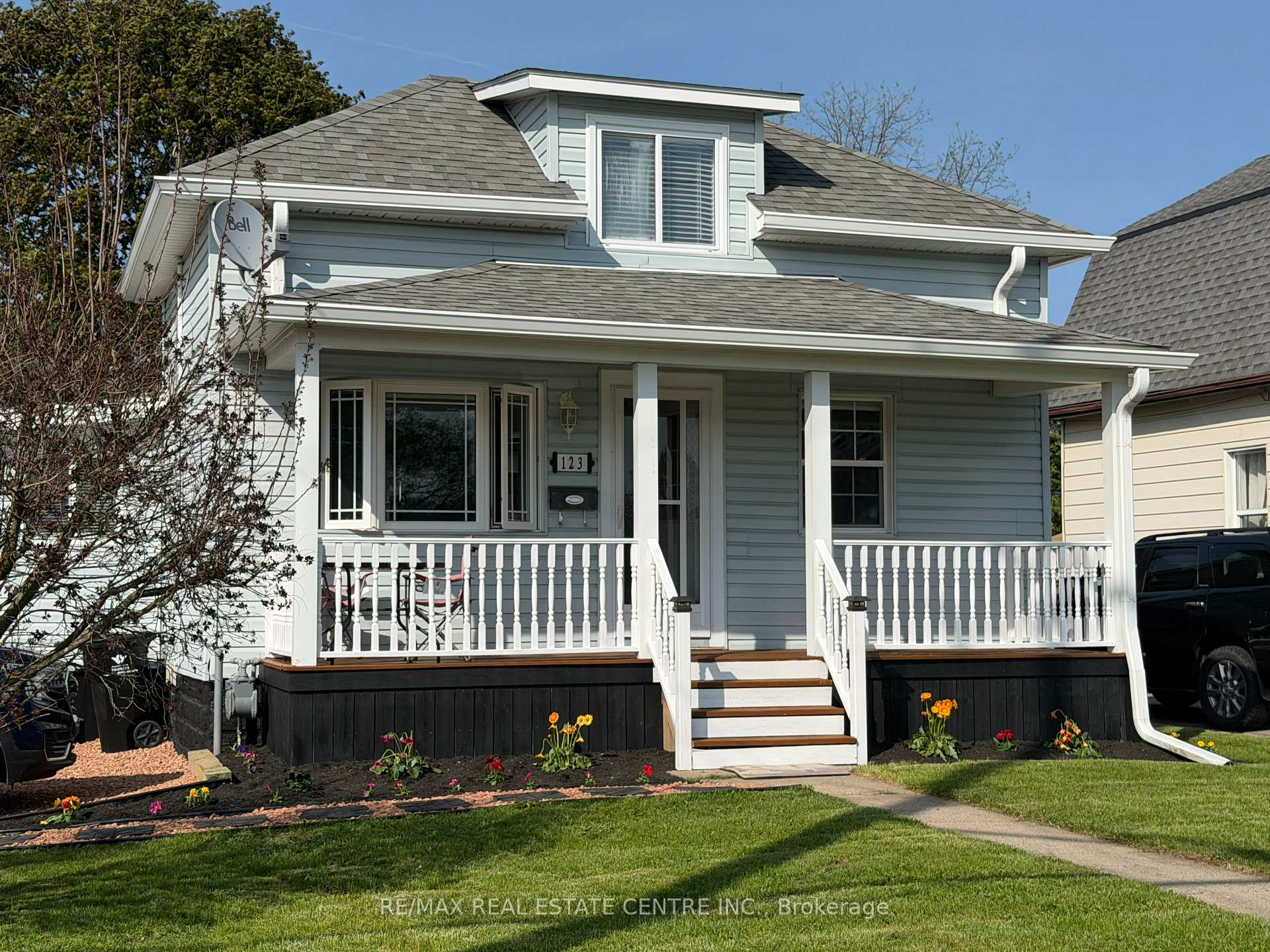 Photo 1 of 123 Norfolk Avenue, Cambridge, Elgin Park/Coronation — HOMEH