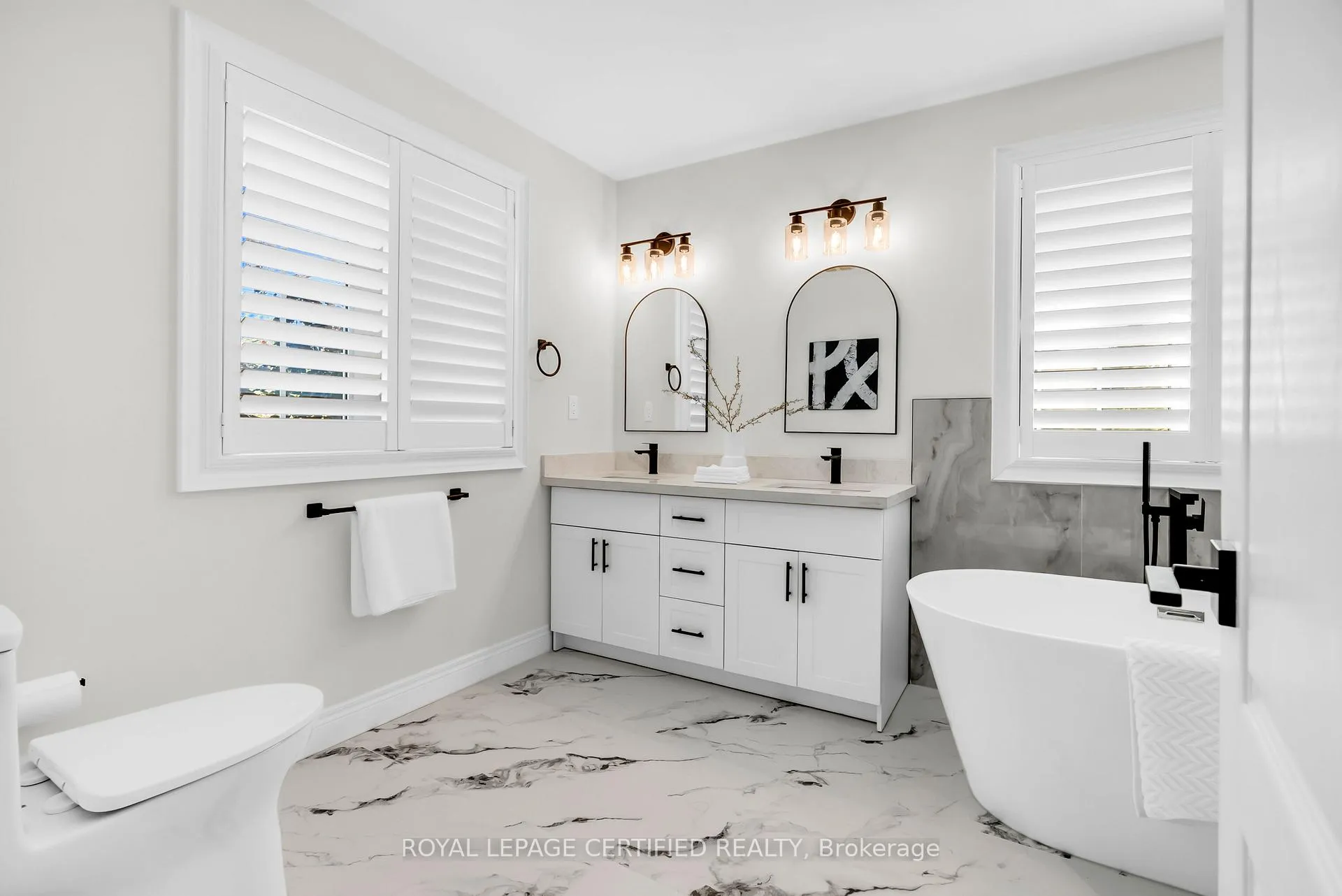 Photo 29 of 5279 Picketts Way, Burlington, Orchard — HOMEH