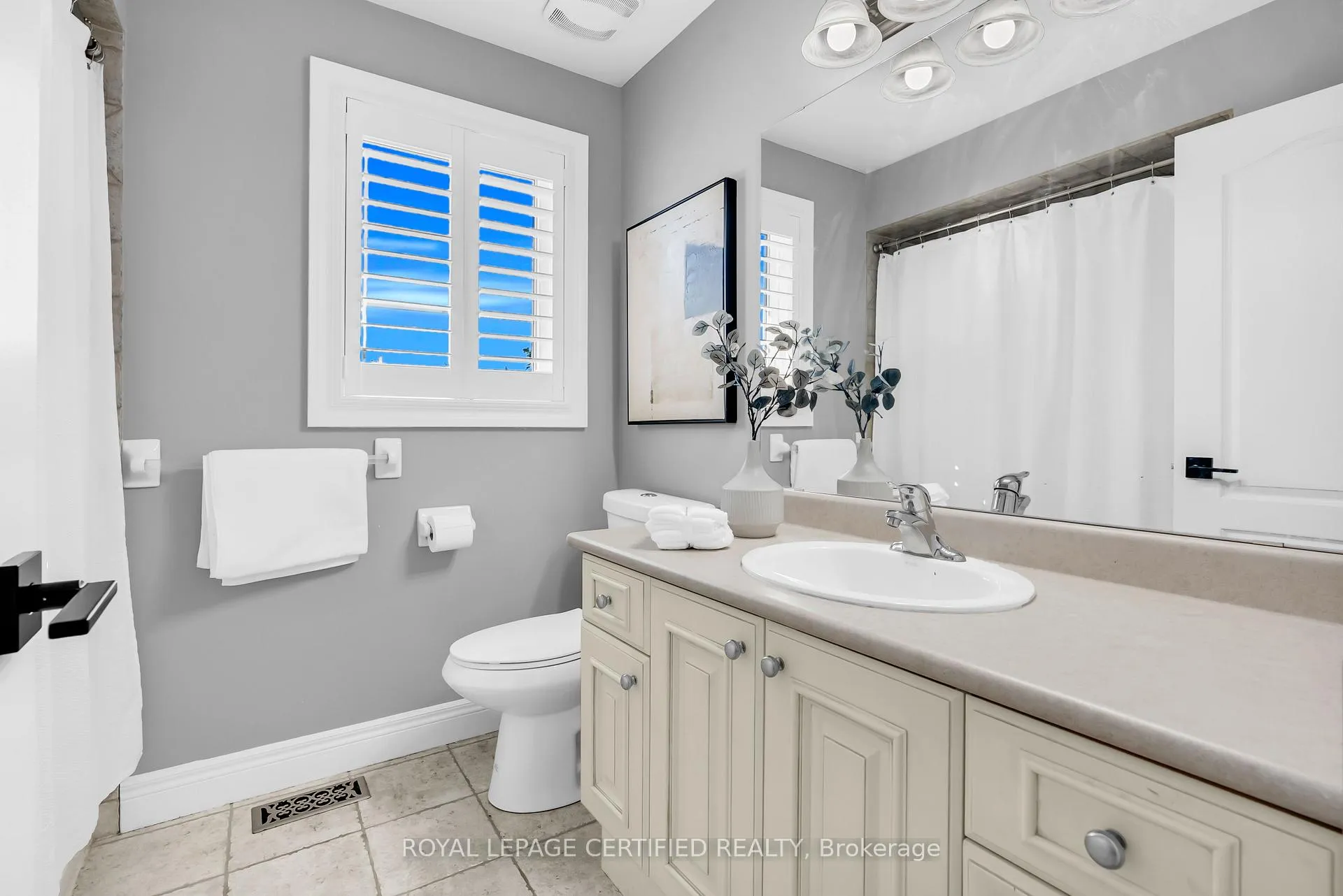 Photo 38 of 5279 Picketts Way, Burlington, Orchard — HOMEH