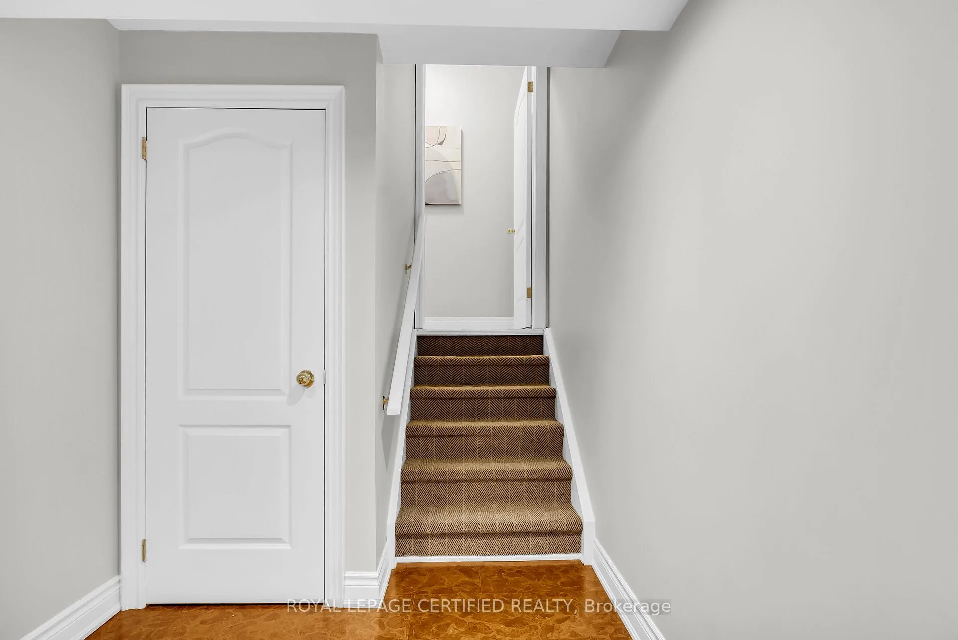 Photo 40 of 5279 Picketts Way, Burlington, Orchard — HOMEH