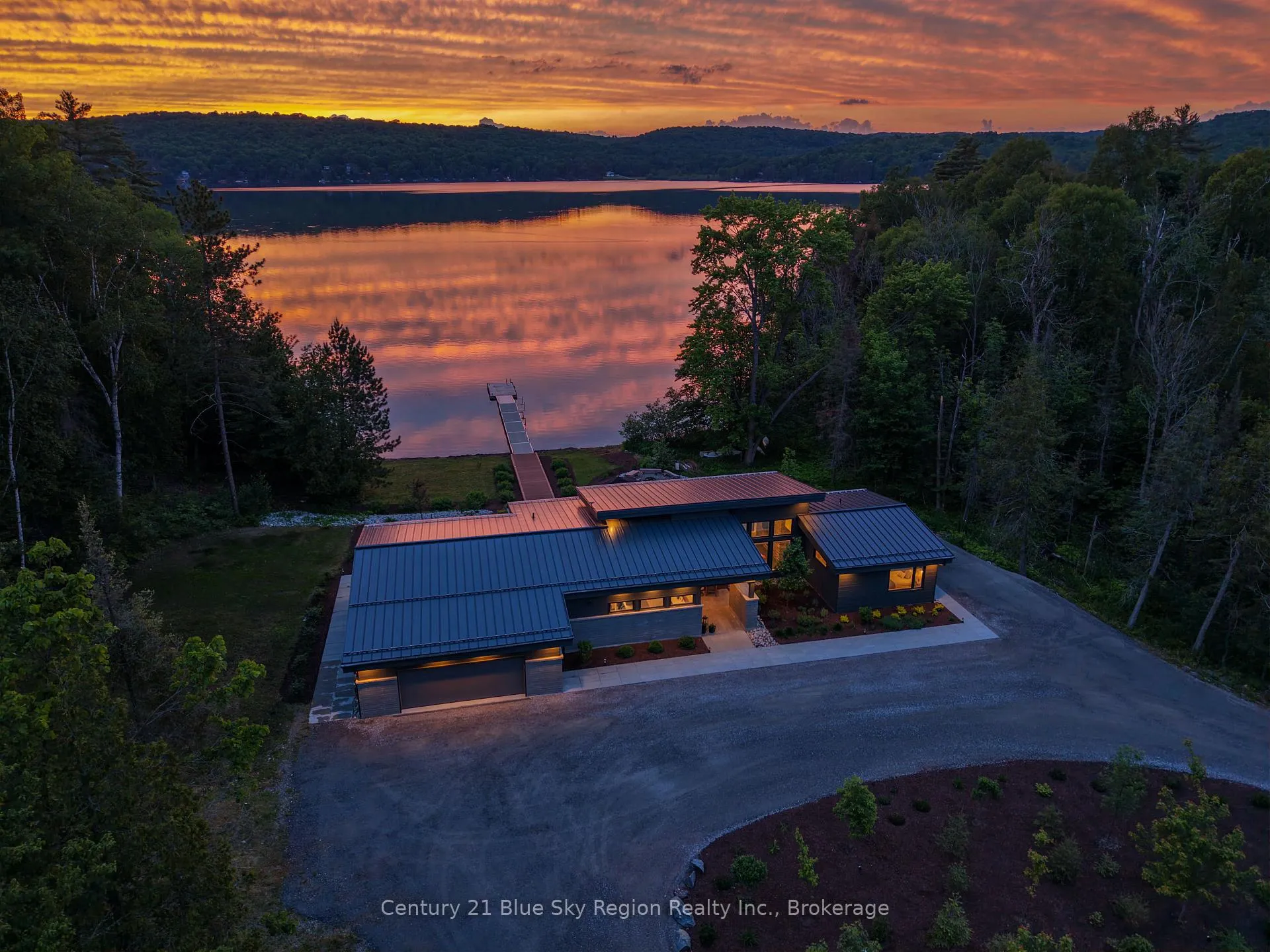 Photo 1 of 1000 Peninsula Road, North Bay, Birchaven — HOMEH