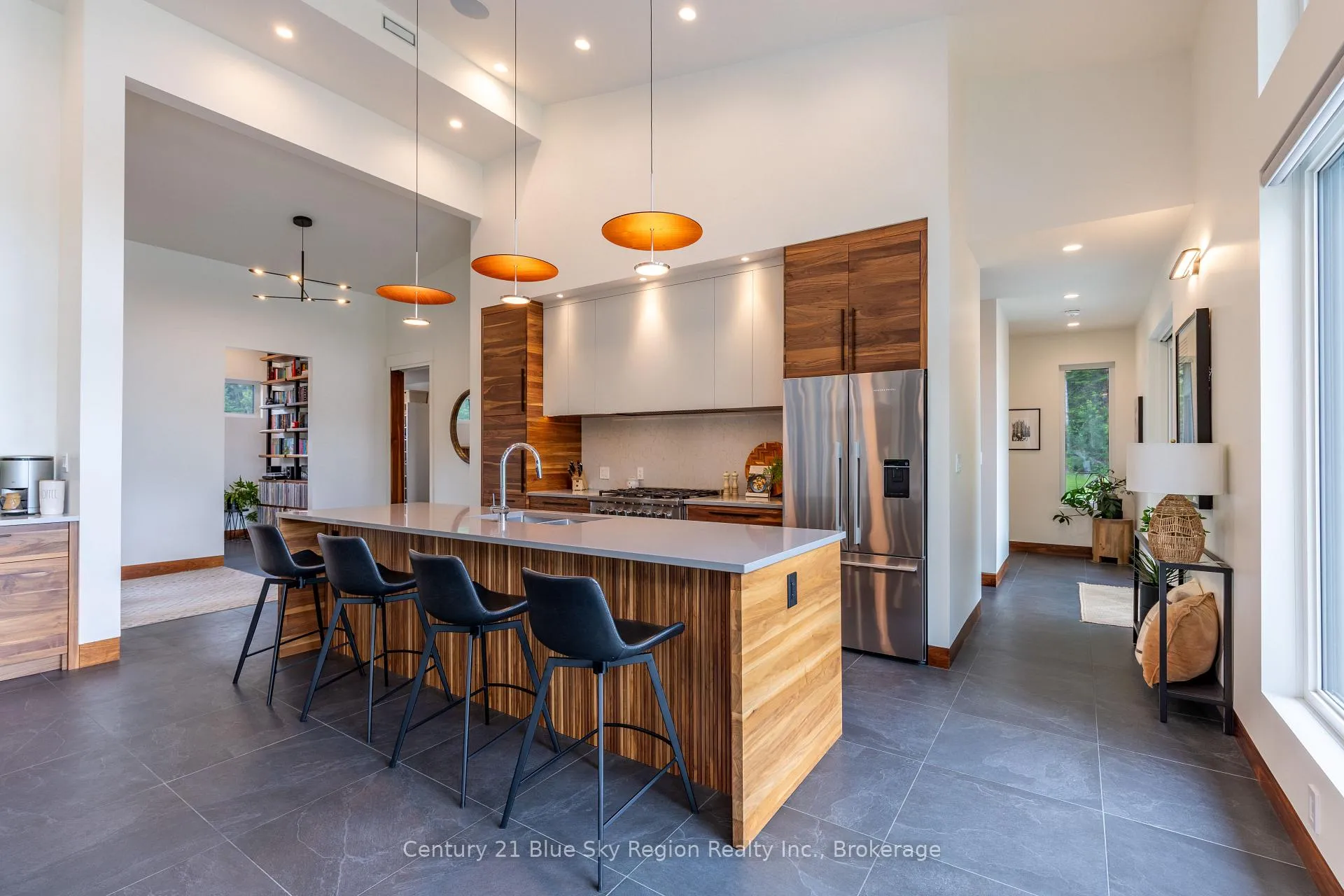 Photo 11 of 1000 Peninsula Road, North Bay, Birchaven — HOMEH