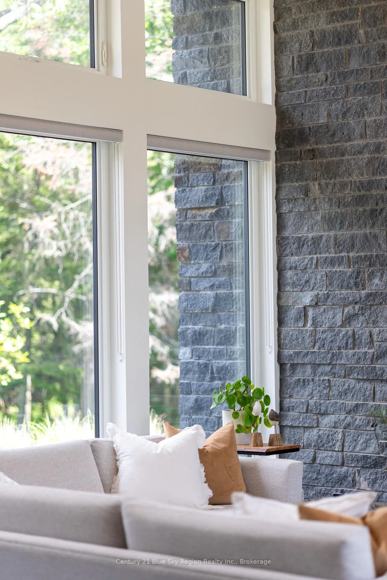 Photo 18 of 1000 Peninsula Road, North Bay, Birchaven — HOMEH