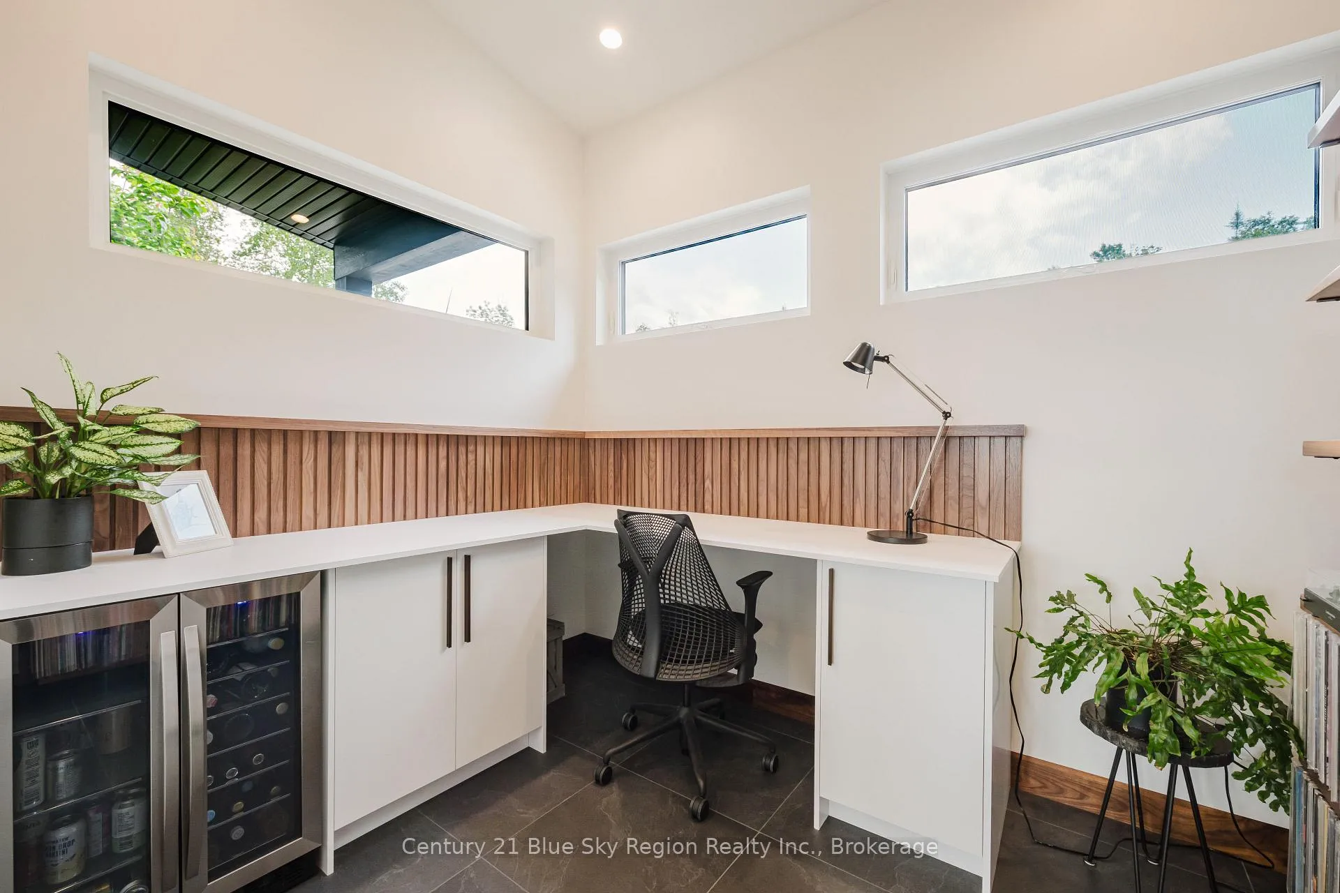 Photo 35 of 1000 Peninsula Road, North Bay, Birchaven — HOMEH