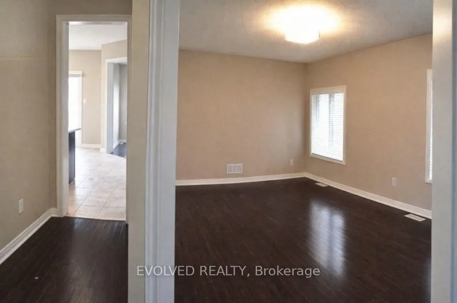 Photo 4 of 263 Kozlov Street, Barrie, West Bayfield — HOMEH