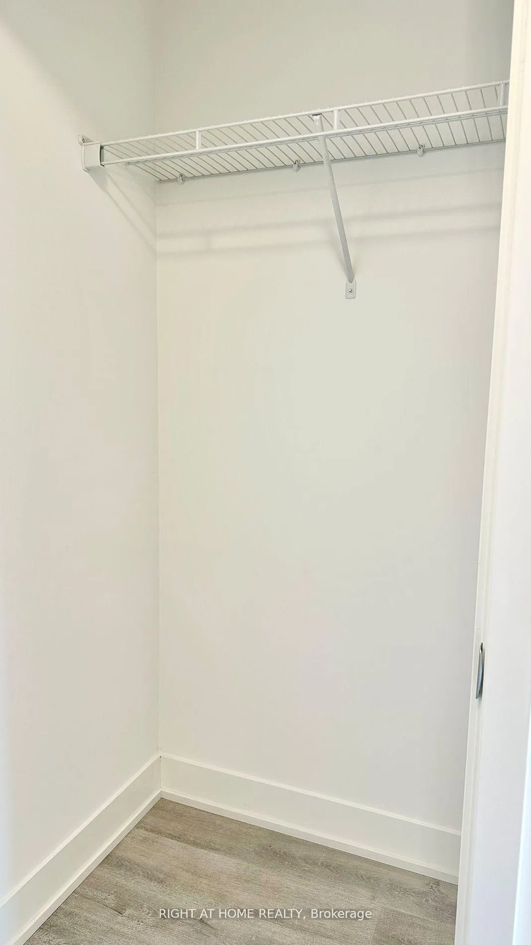 Photo 13 of Unit 2005, 38 Andre de Grasse Street, Markham, Unionville — HOMEH