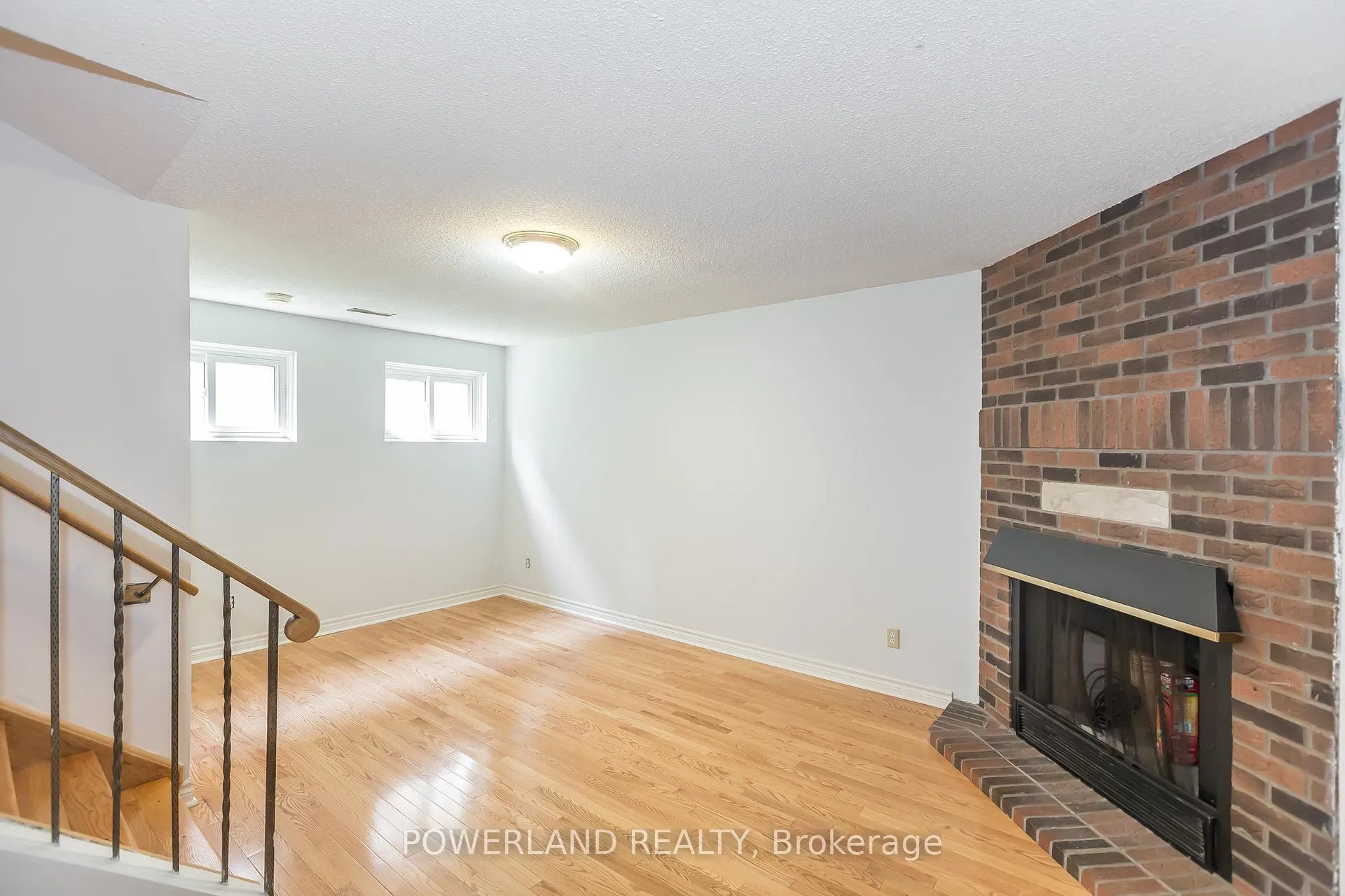 Photo 22 of 92 Nightstar Drive, Richmond Hill, Observatory — HOMEH