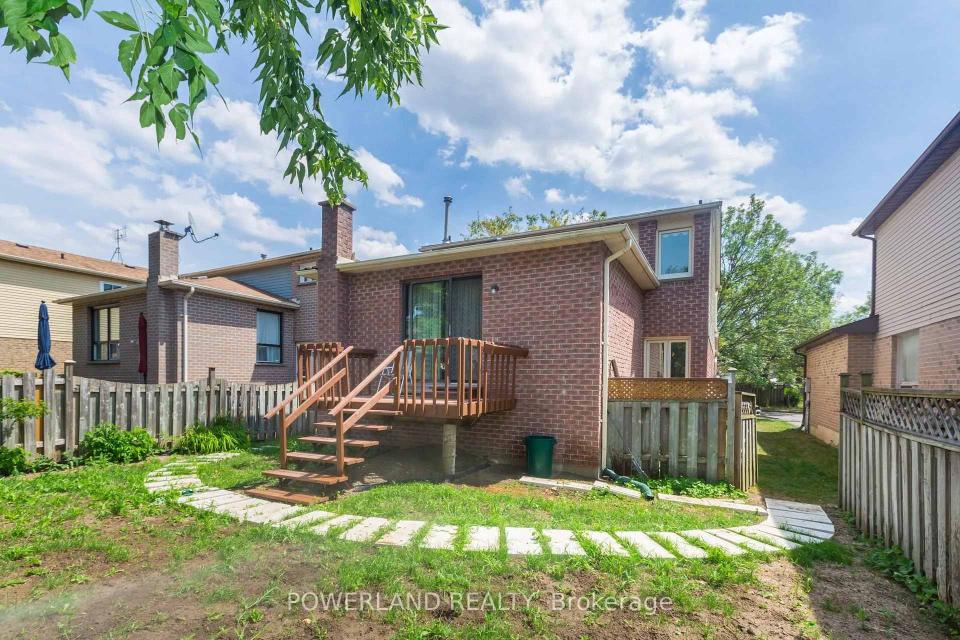 Photo 30 of 92 Nightstar Drive, Richmond Hill, Observatory — HOMEH