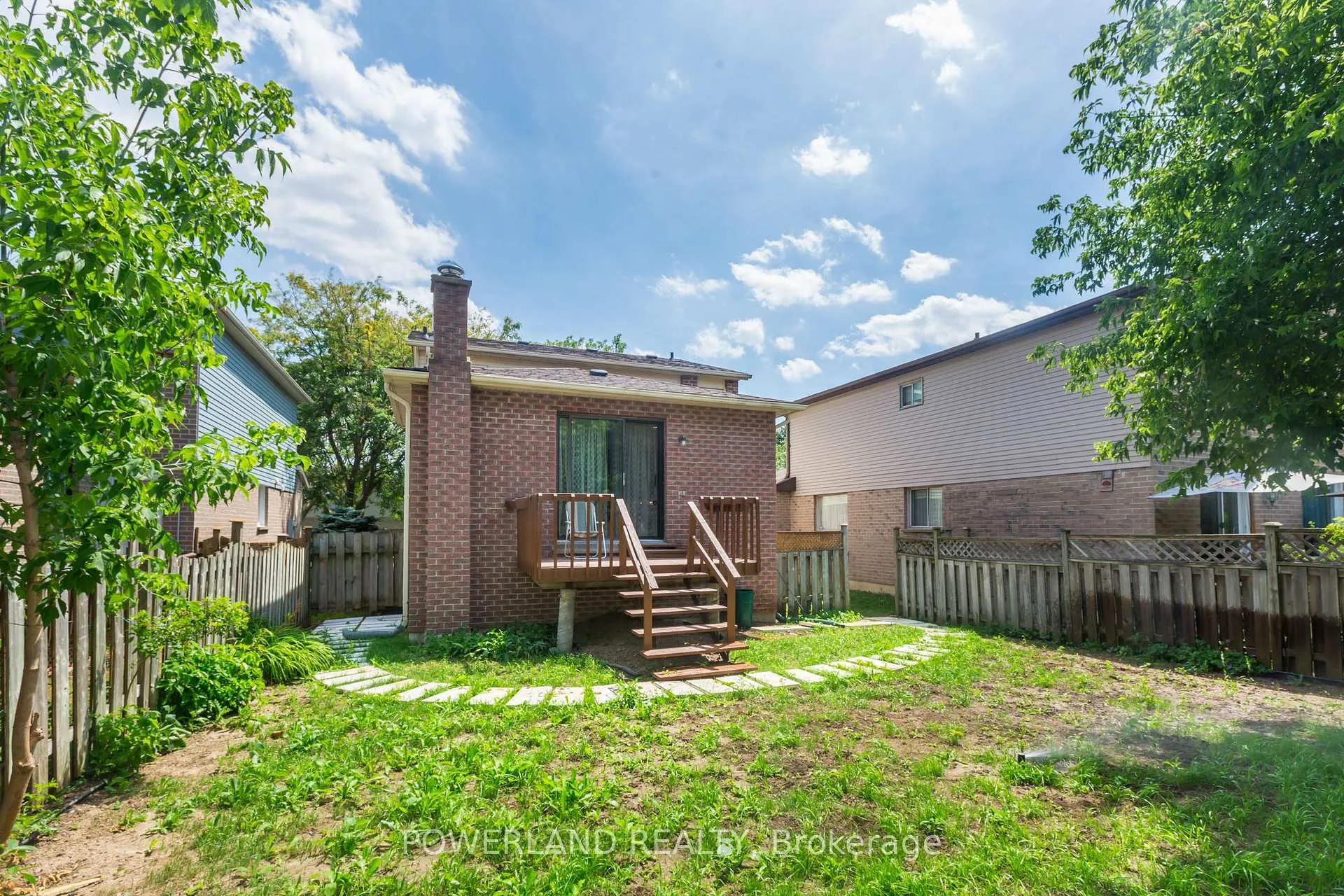 Photo 31 of 92 Nightstar Drive, Richmond Hill, Observatory — HOMEH