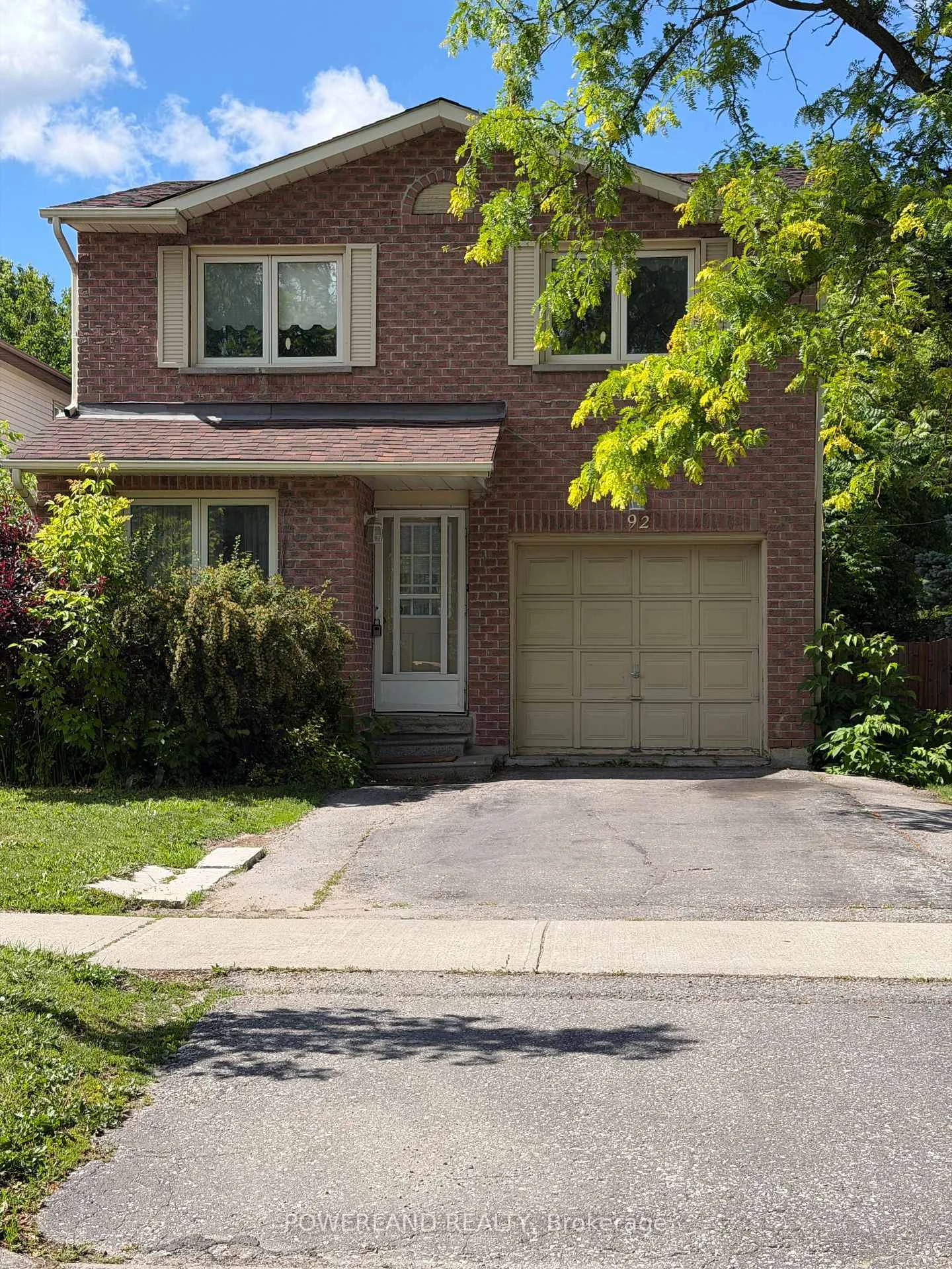 Photo 6 of 92 Nightstar Drive, Richmond Hill, Observatory — HOMEH