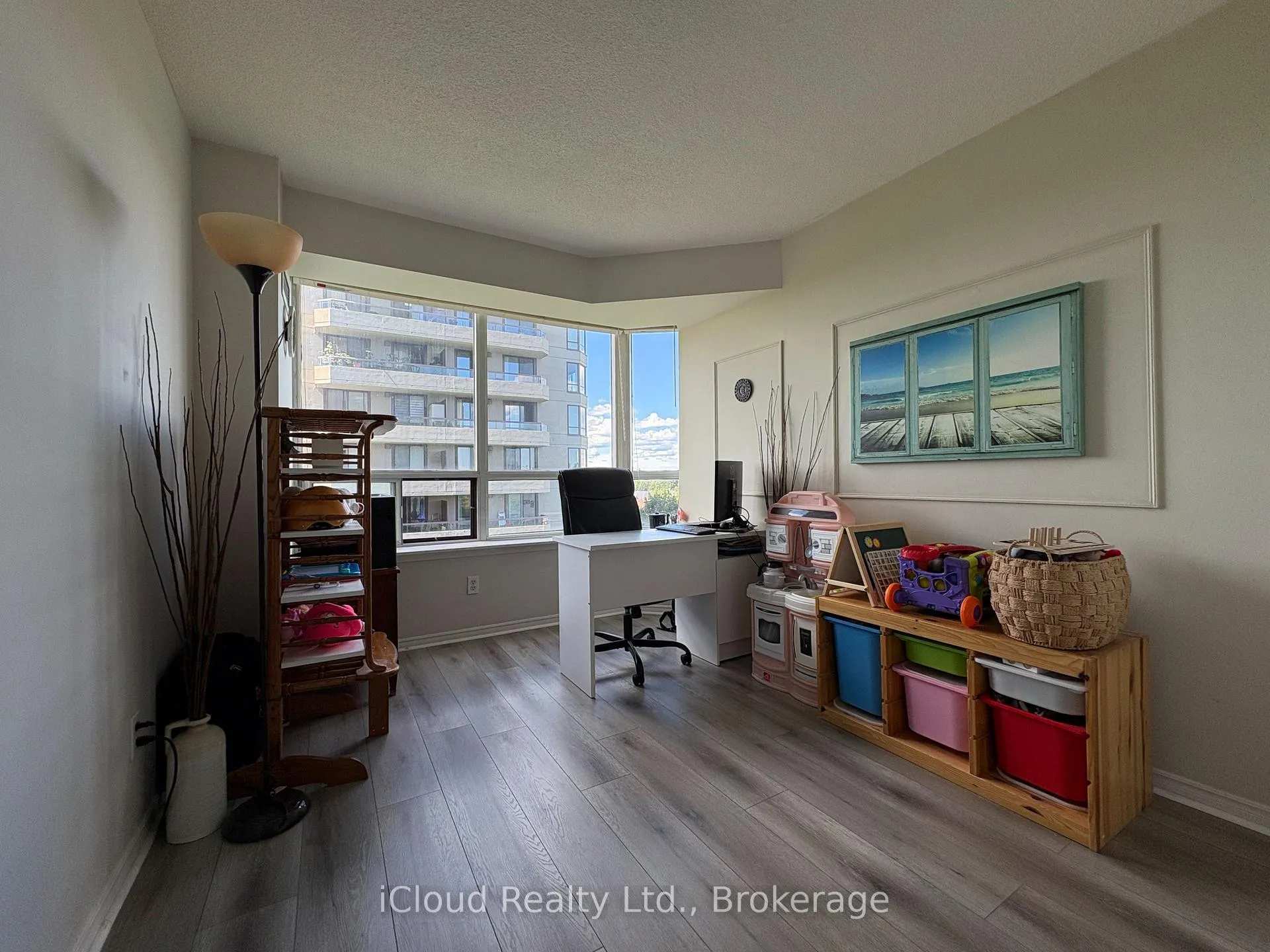 Photo 16 of Unit 710, 91 Townsgate Drive, Vaughan, Crestwood-Springfarm-Yorkhill — HOMEH