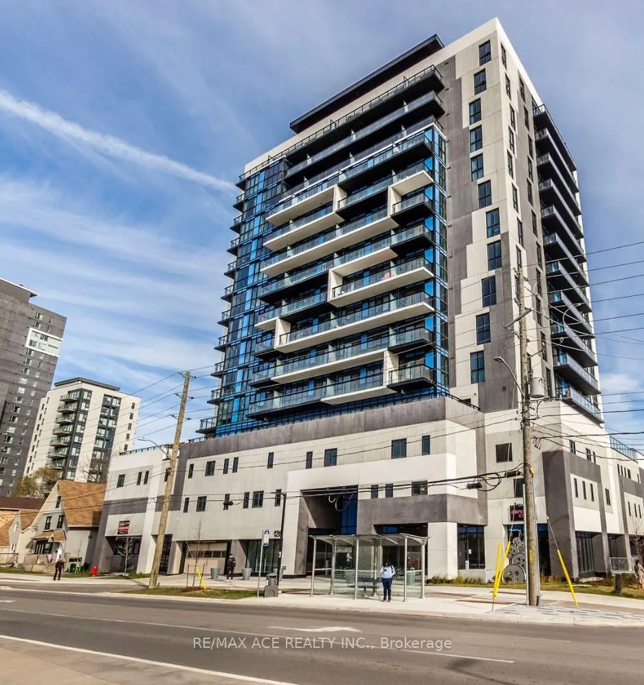 Front of Unit 1610, 128 King Street N