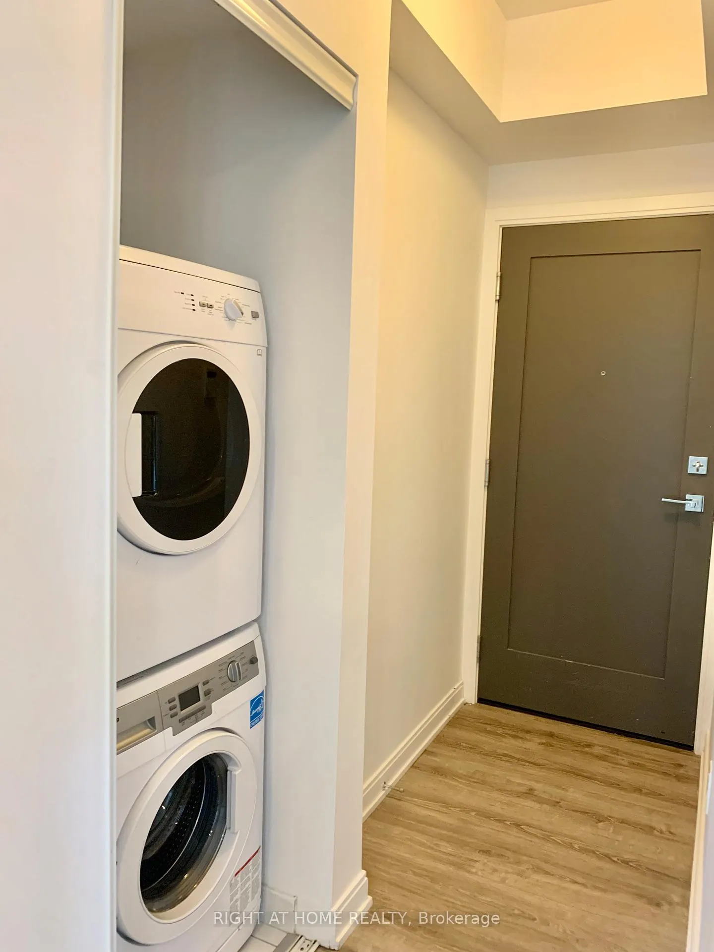 Photo 14 of Unit 1201, 42 Charles Street E, Toronto, Church-Yonge Corridor — HOMEH