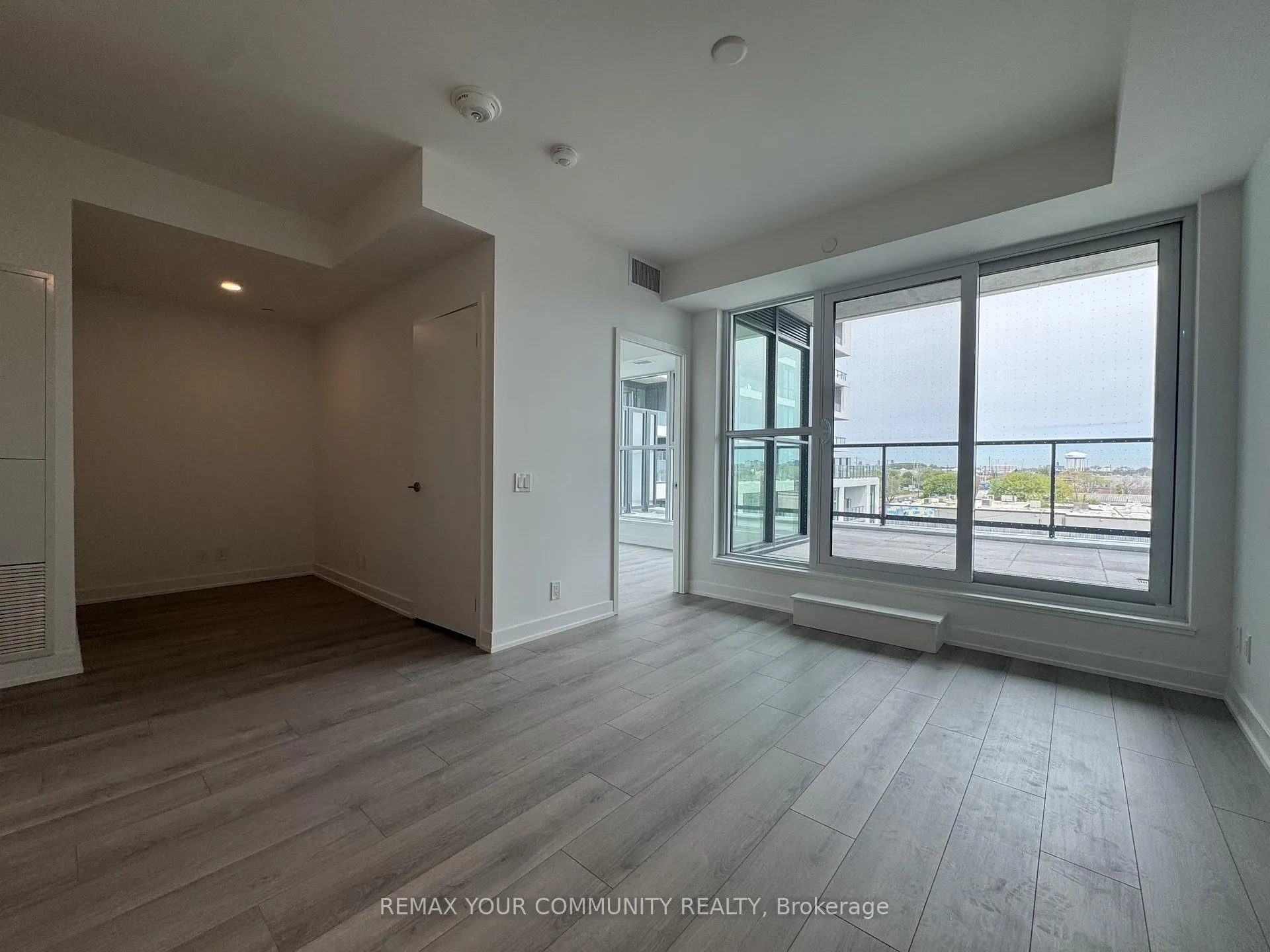 Photo 3 of Unit 429, 20 Deans Drive, Scarborough, Clairlea-Birchmount — HOMEH