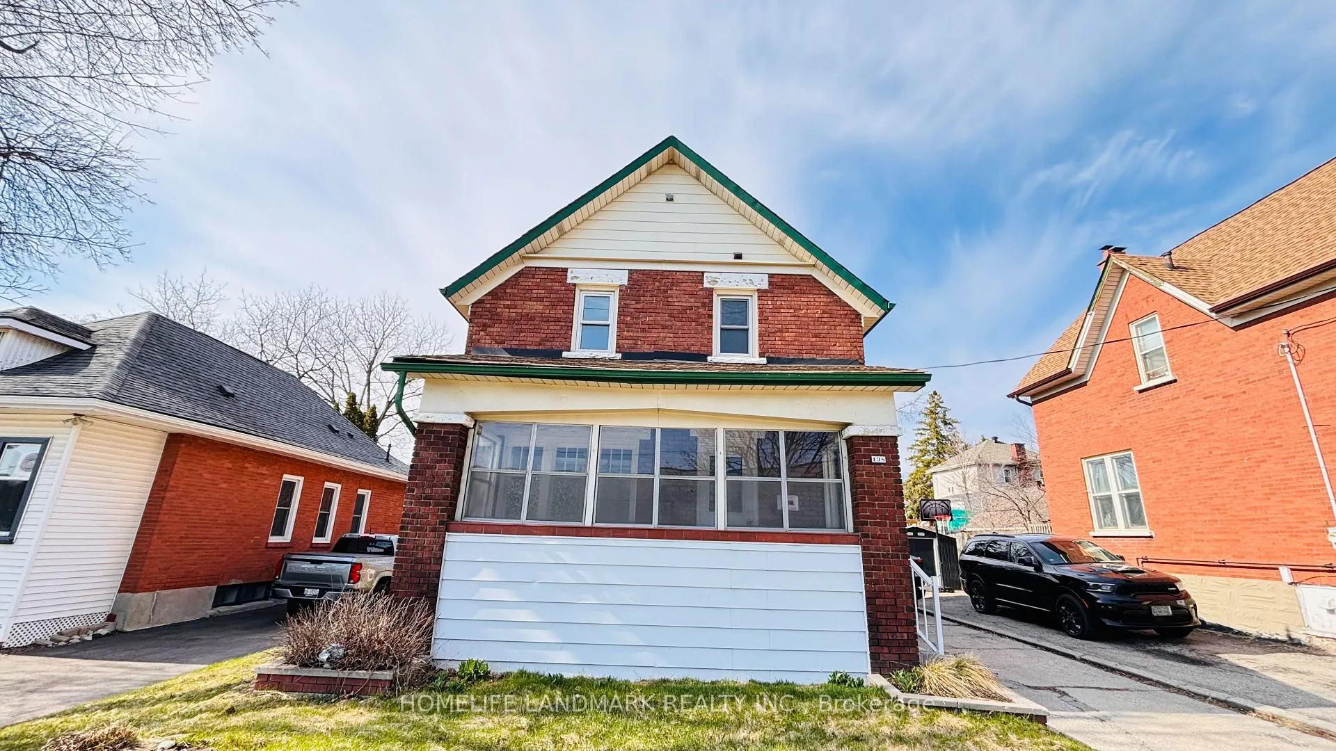 Photo 3 of 138 Glasgow Street, Kitchener, KW Hospital — HOMEH