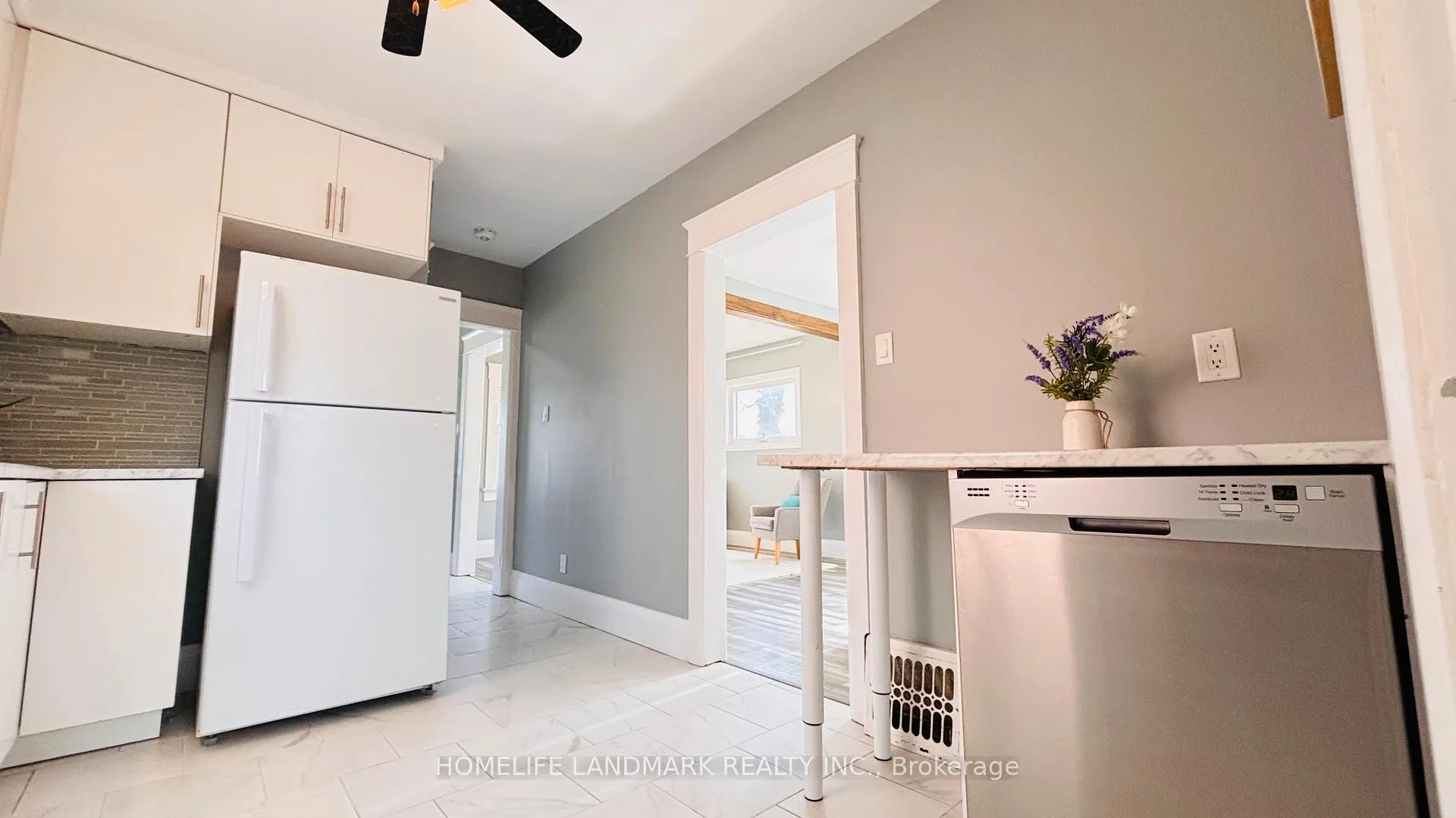 Photo 17 of 138 Glasgow Street, Kitchener, KW Hospital — HOMEH