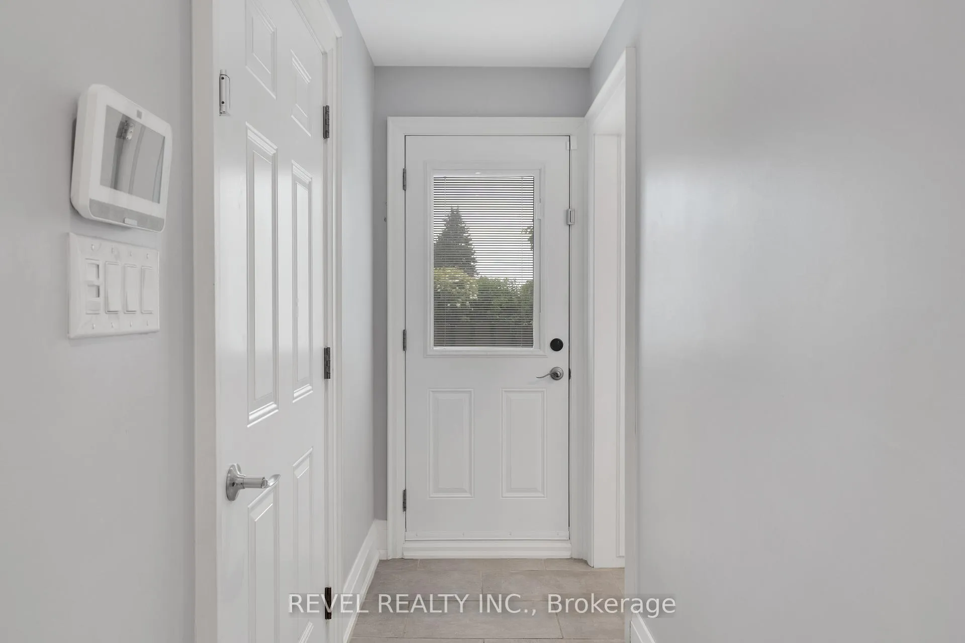 Photo 14 of 79 Arran Crescent, Vaughan, West Woodbridge — HOMEH