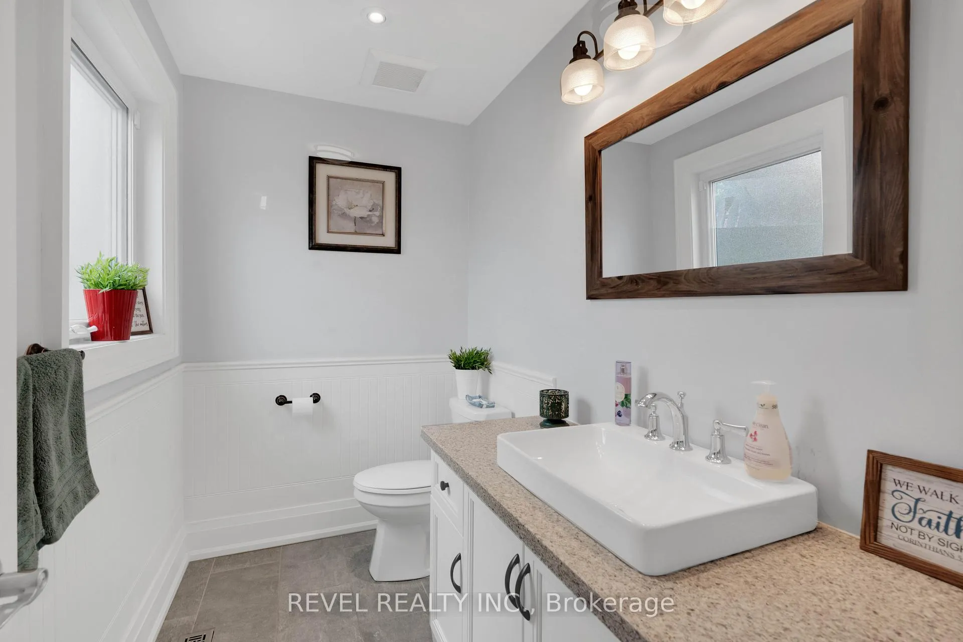 Photo 15 of 79 Arran Crescent, Vaughan, West Woodbridge — HOMEH